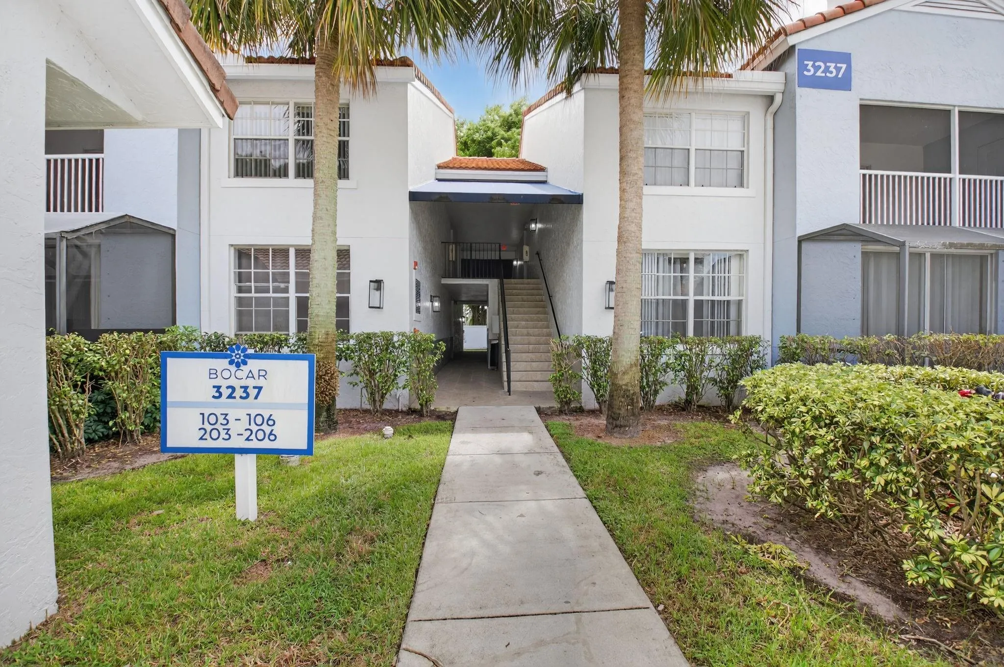 3237 Clint Moore Rd, #206