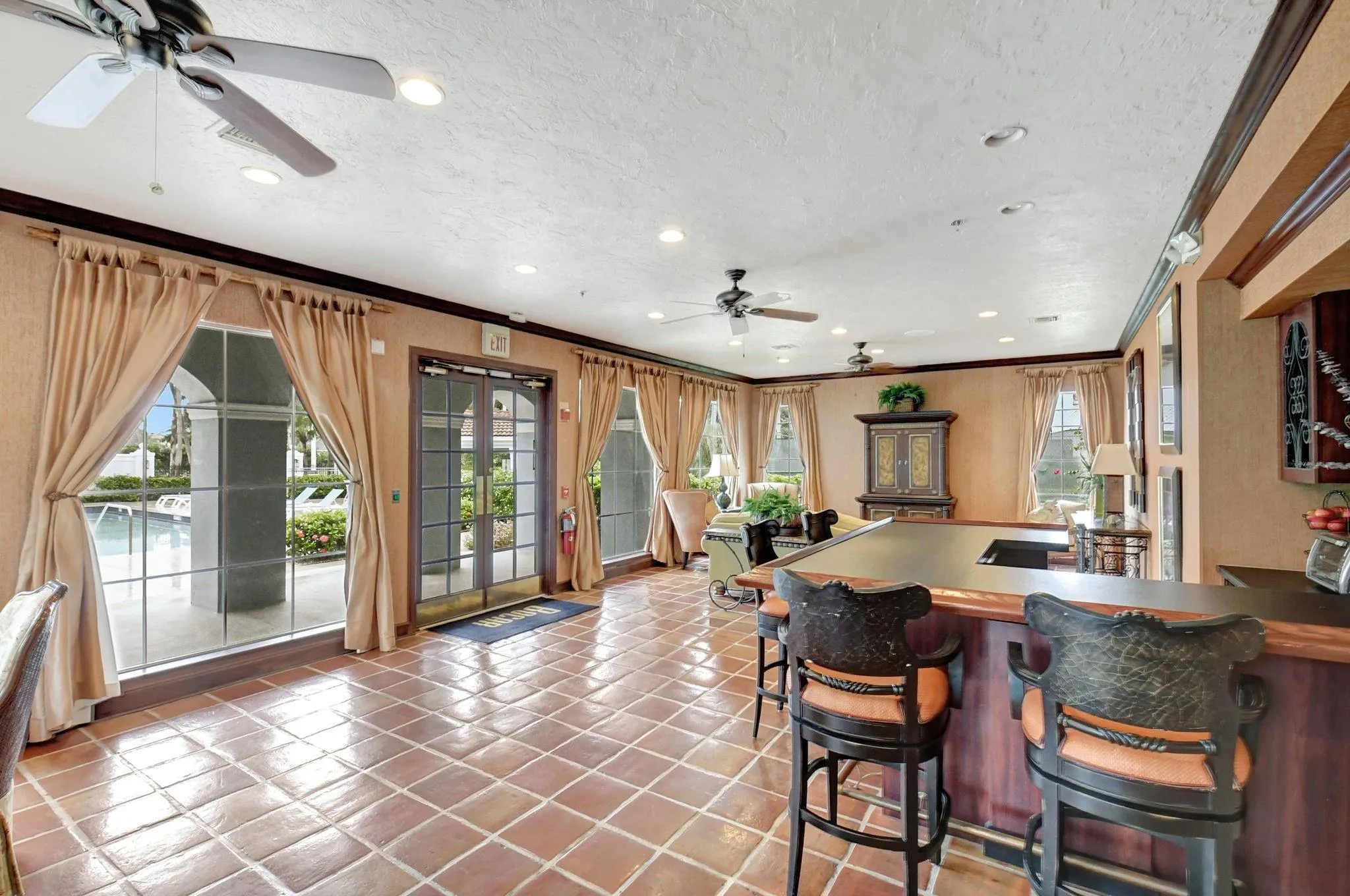 3237 Clint Moore Rd, #206