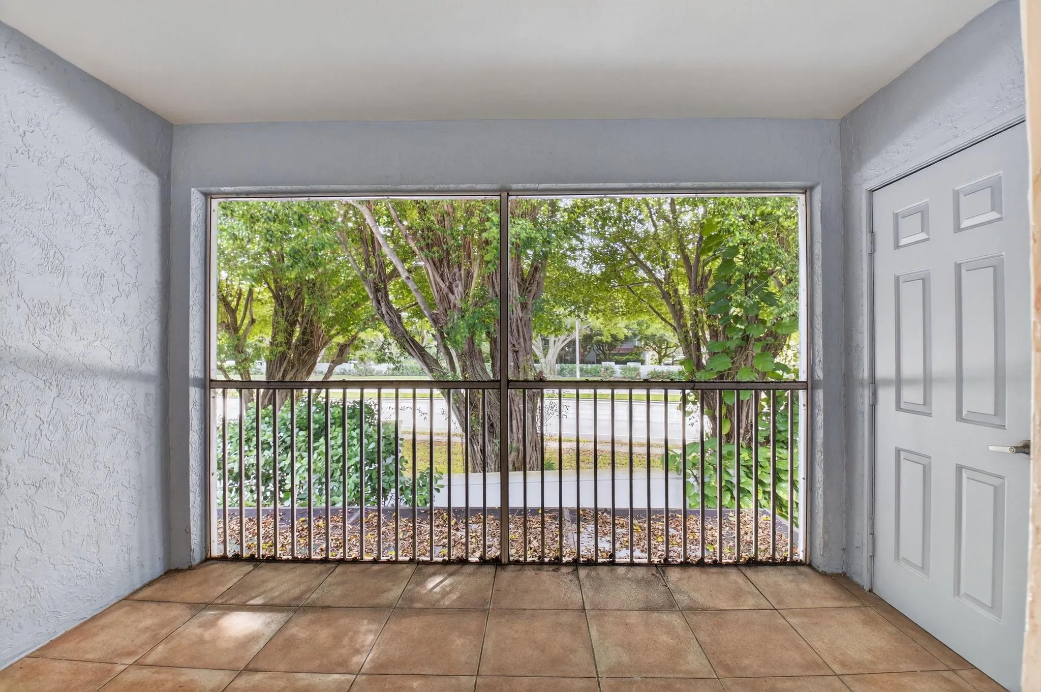 3237 Clint Moore Rd, #206