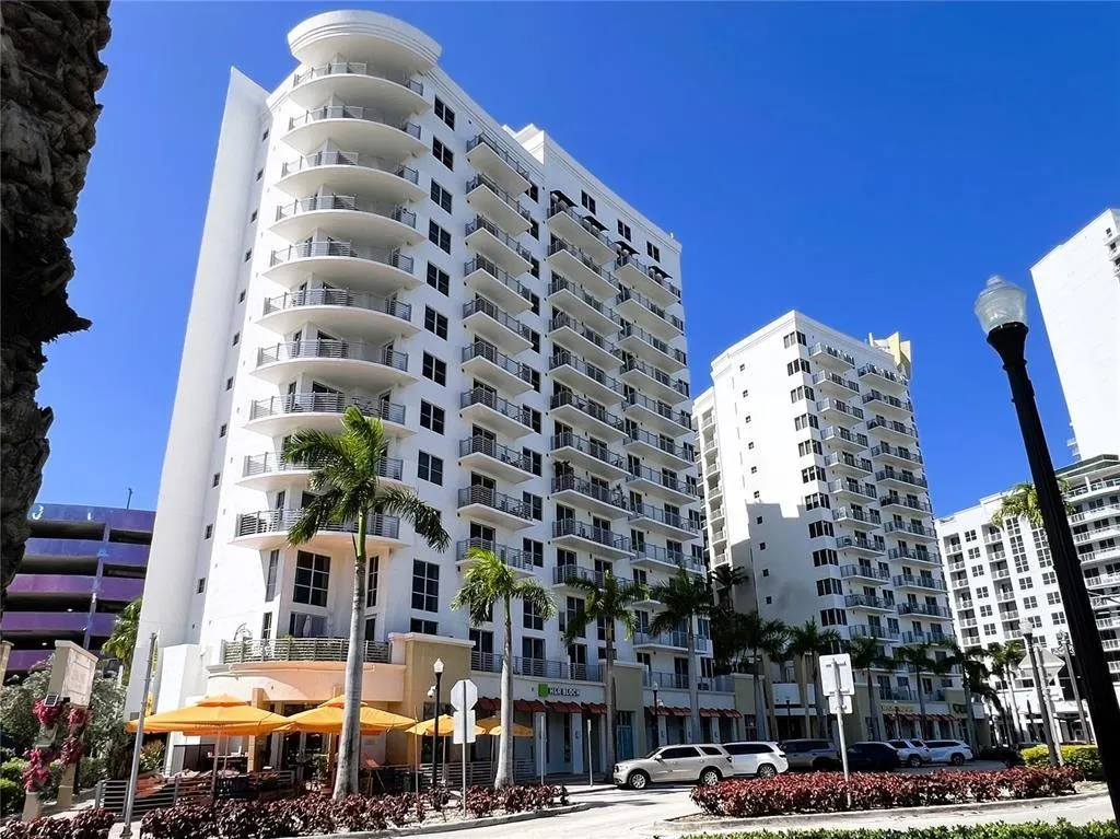 1830 Radius Dr, #220