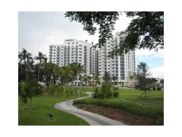 1830 Radius Dr, #220