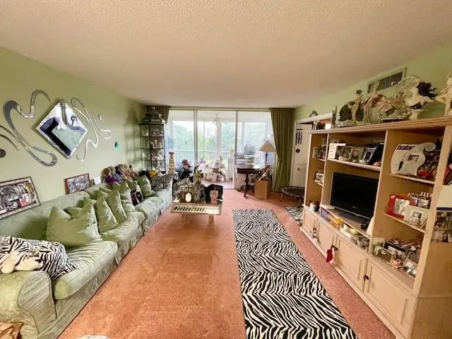 3151 S Palm Aire Dr, #307