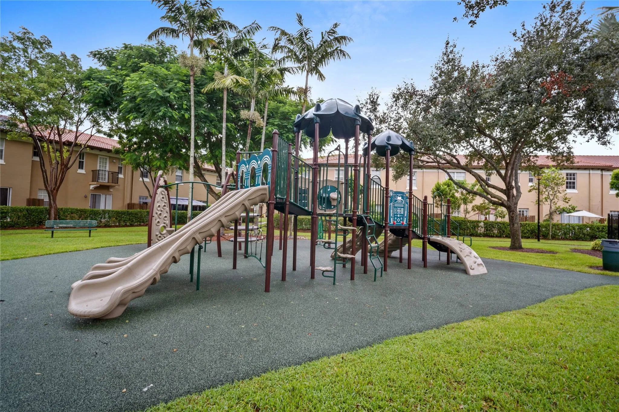 6967 JULIA GARDENS, #6967