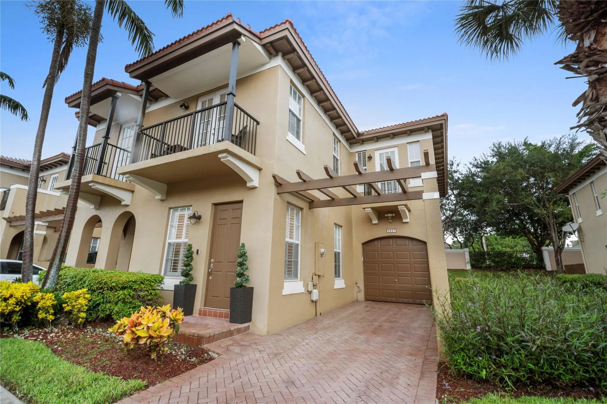6967 JULIA GARDENS, #6967