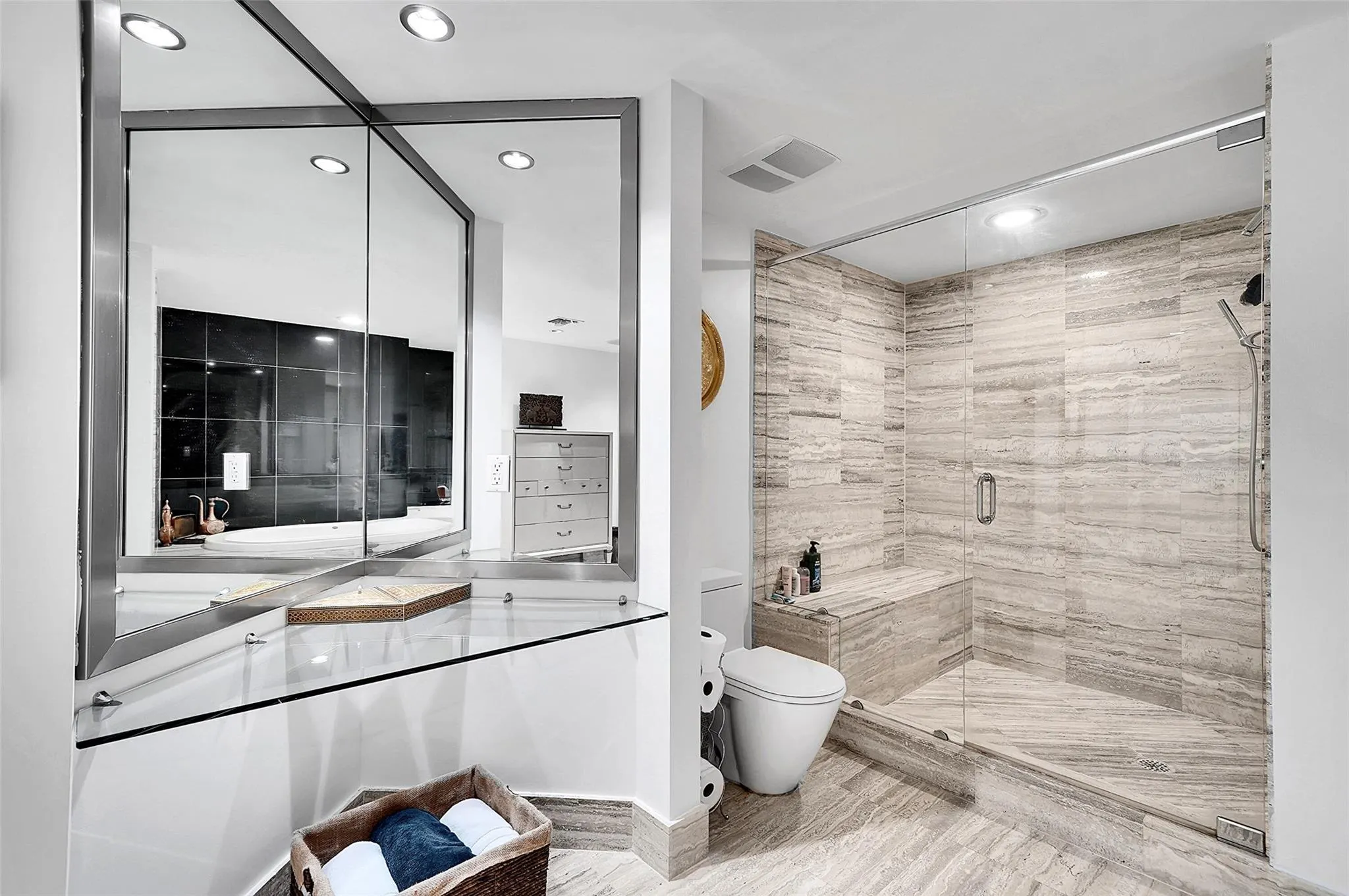 101 S Fort Lauderdale Beach Blvd, #208