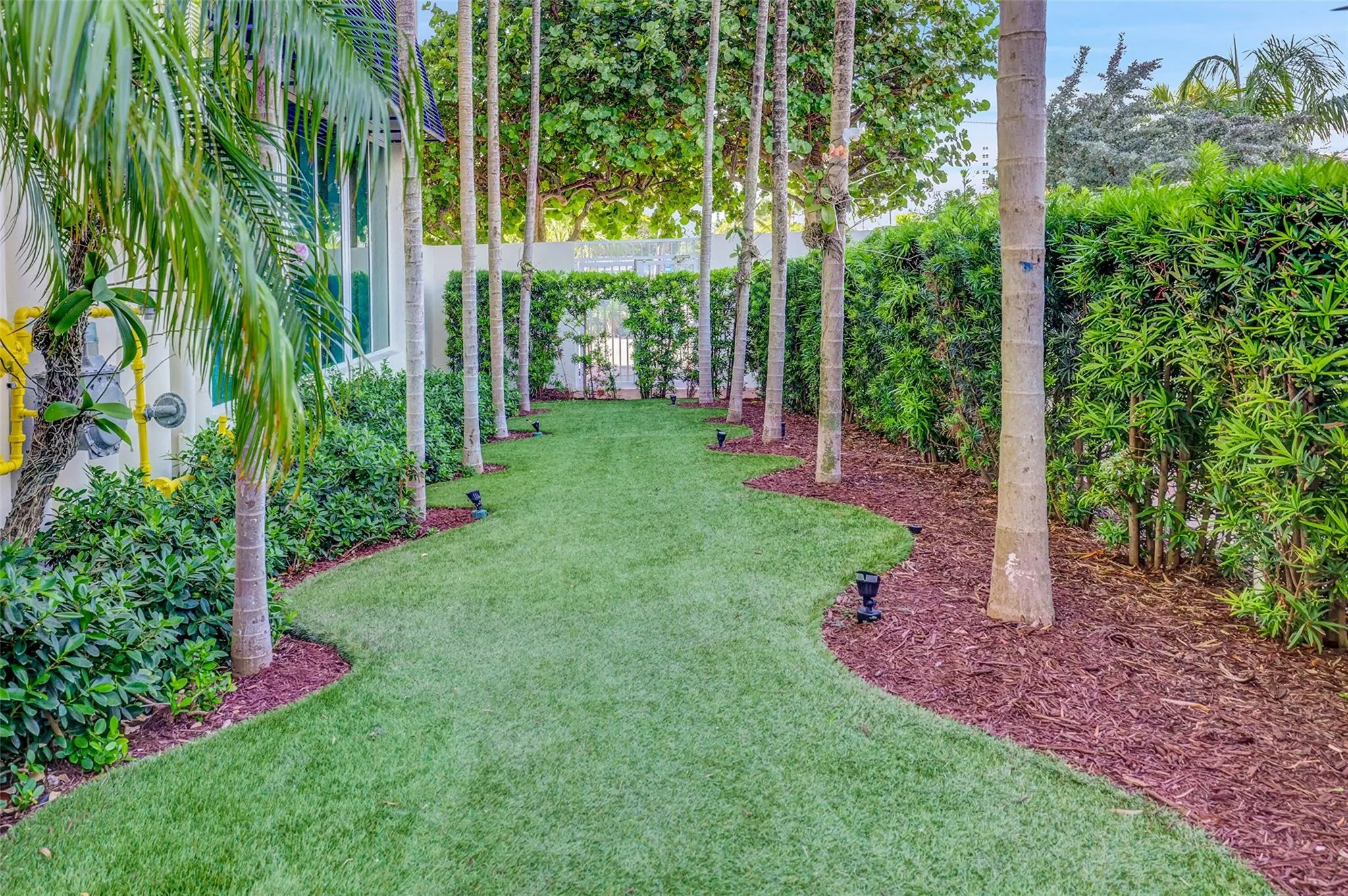 101 S Fort Lauderdale Beach Blvd, #208