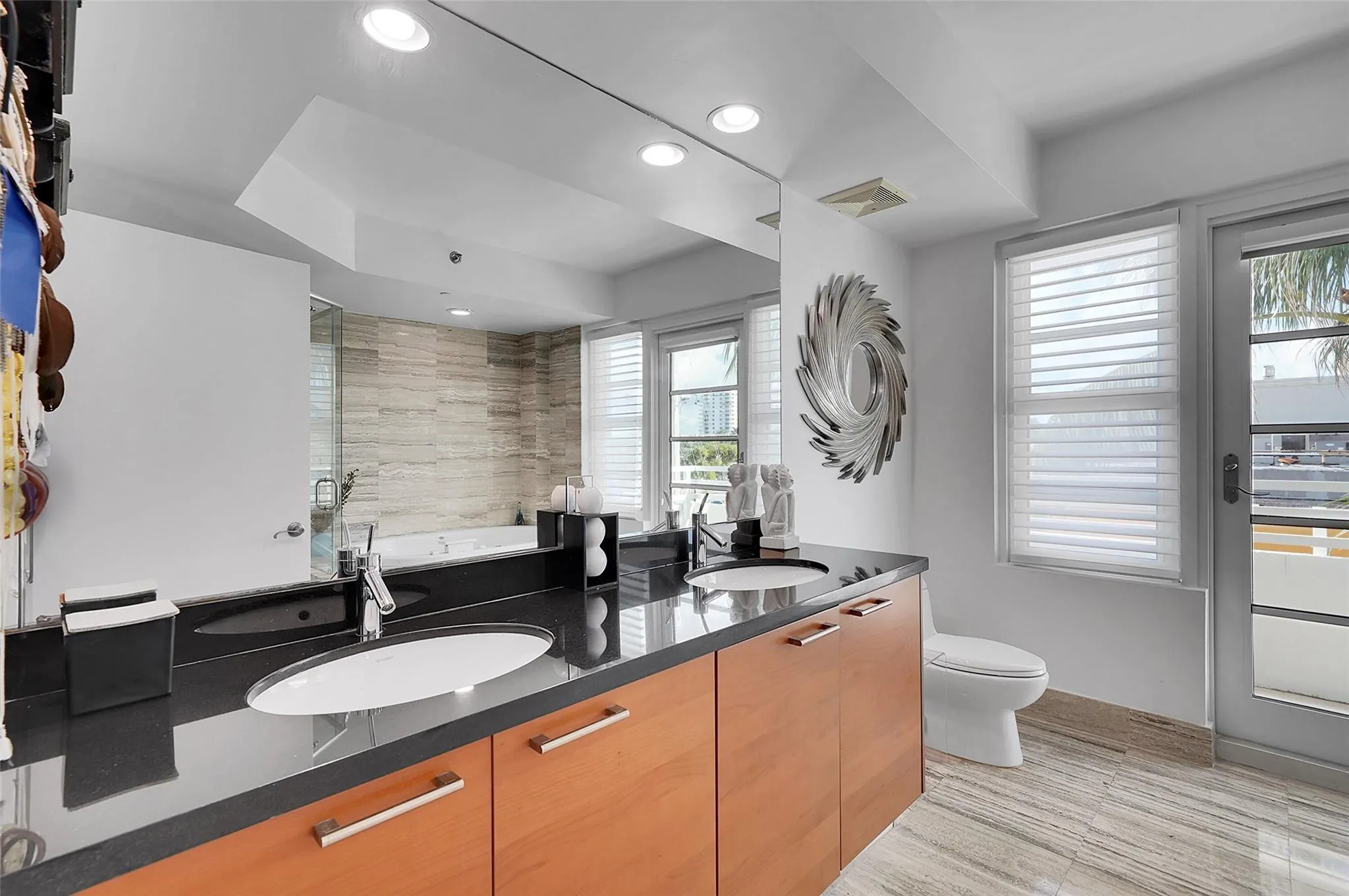 101 S Fort Lauderdale Beach Blvd, #208