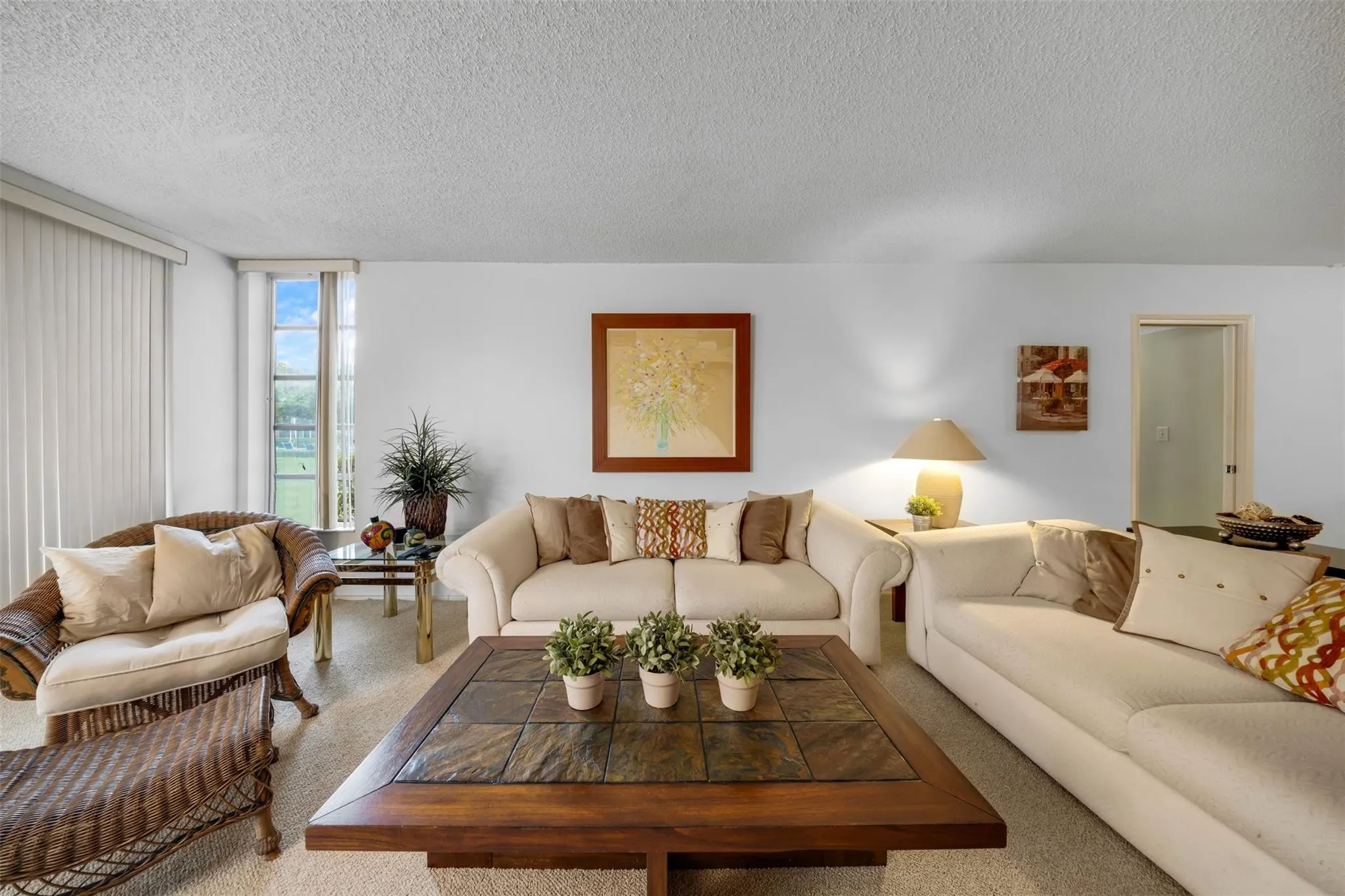 4221 W Palm Aire Dr, #103