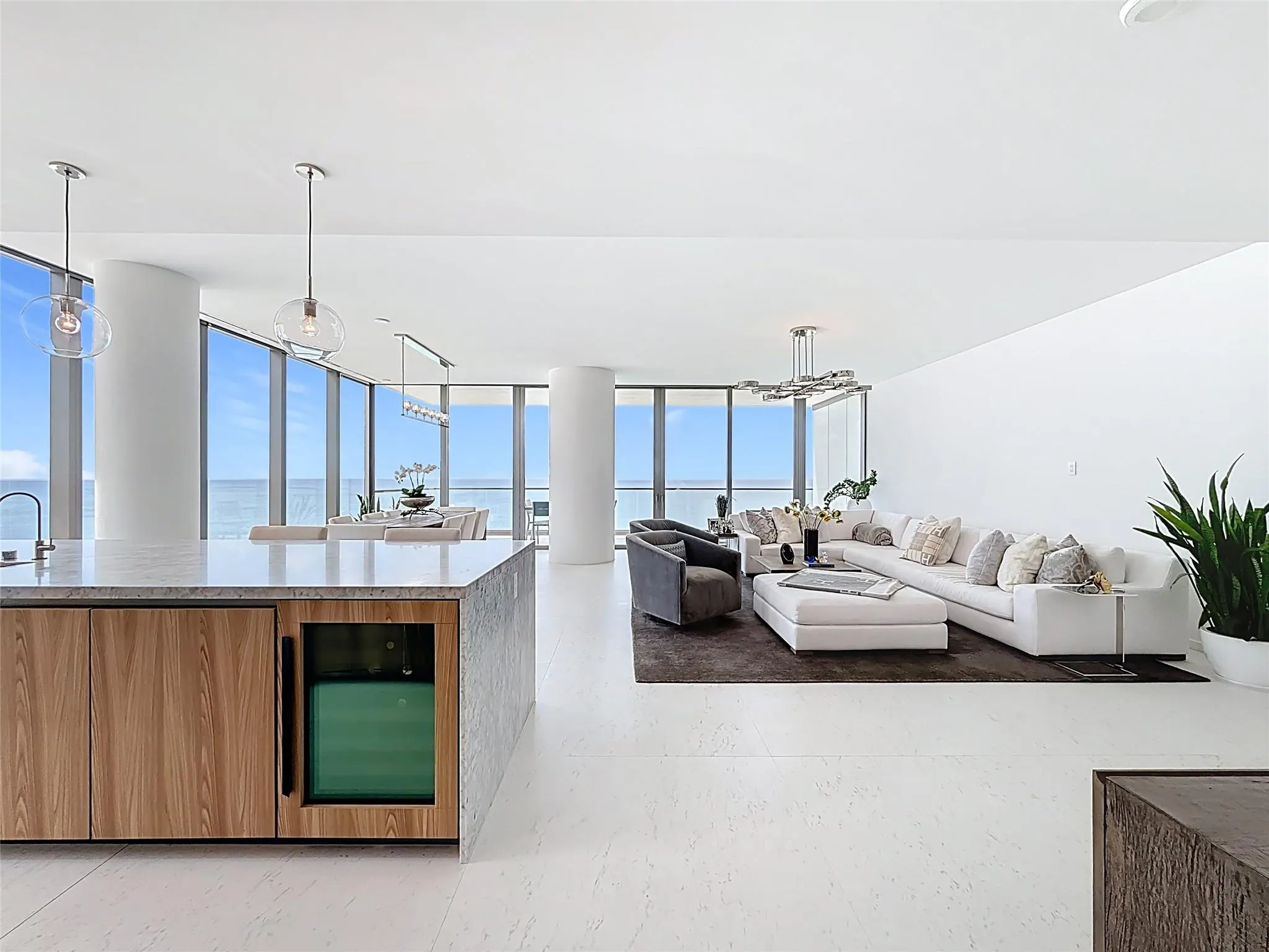 2000 S Ocean Dr, #12A