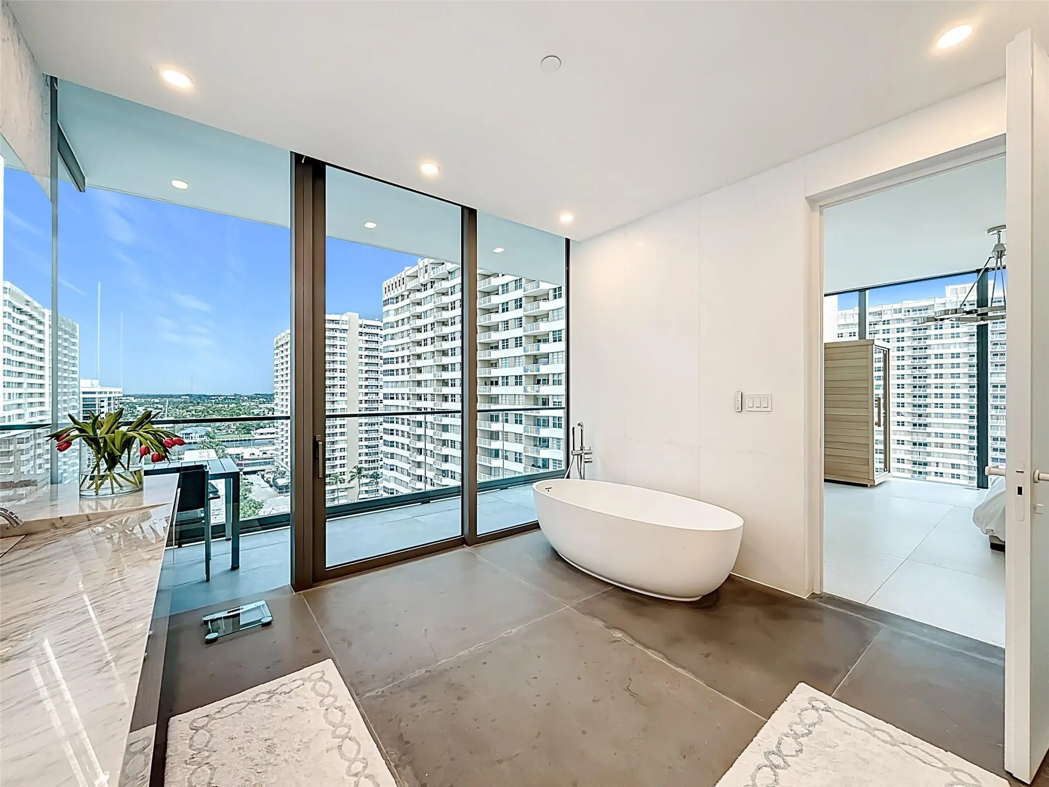 2000 S Ocean Dr, #12A