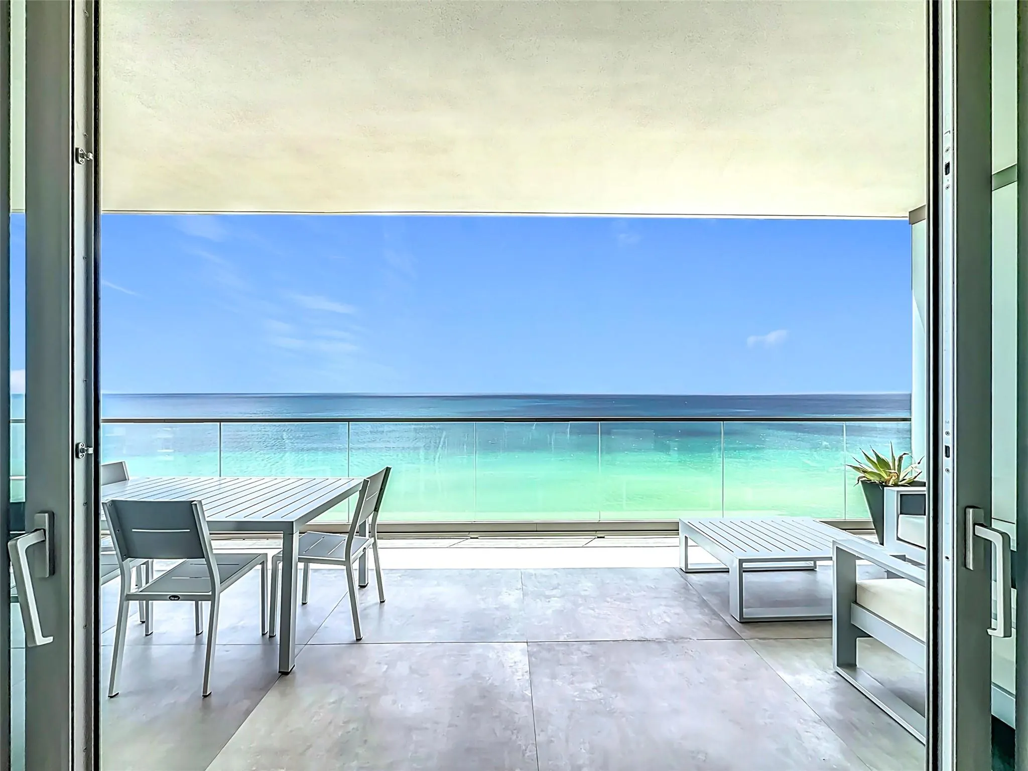 2000 S Ocean Dr, #12A