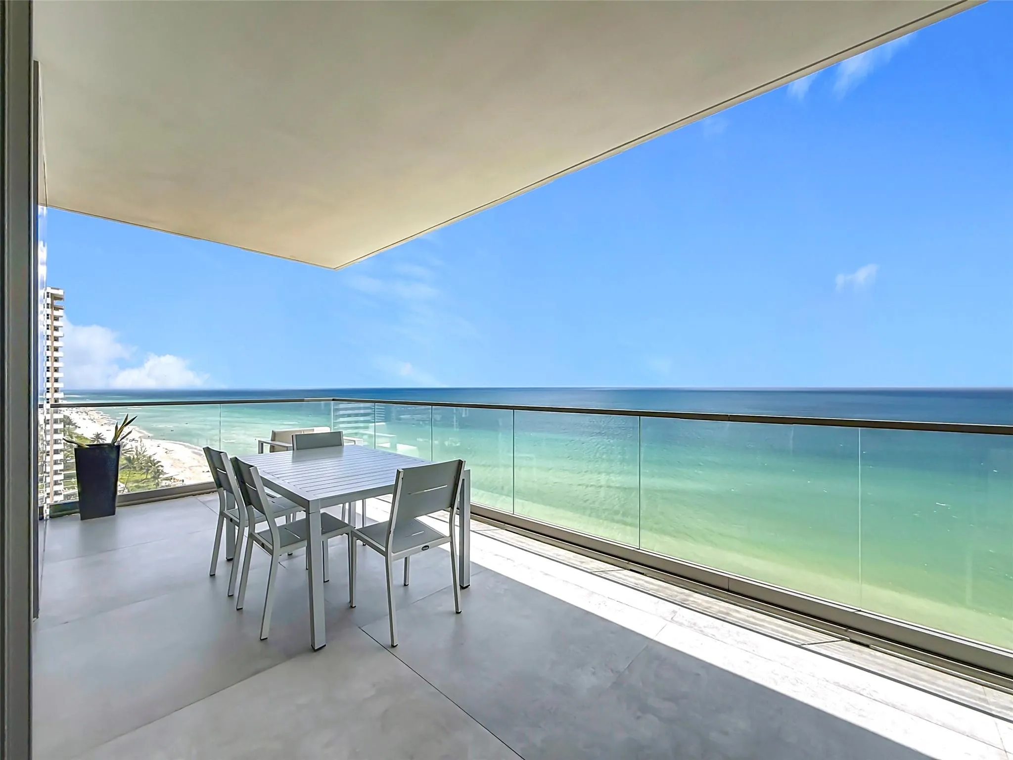 2000 S Ocean Dr, #12A