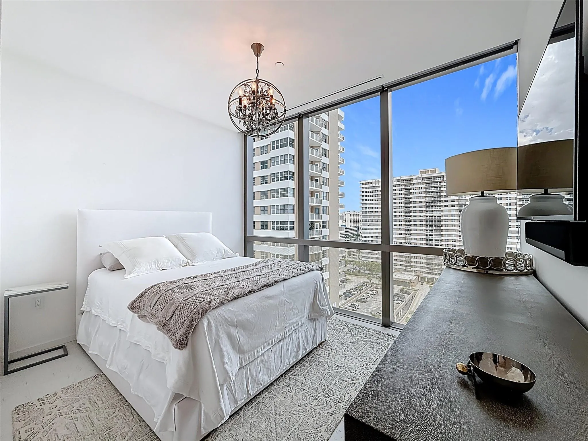 2000 S Ocean Dr, #12A