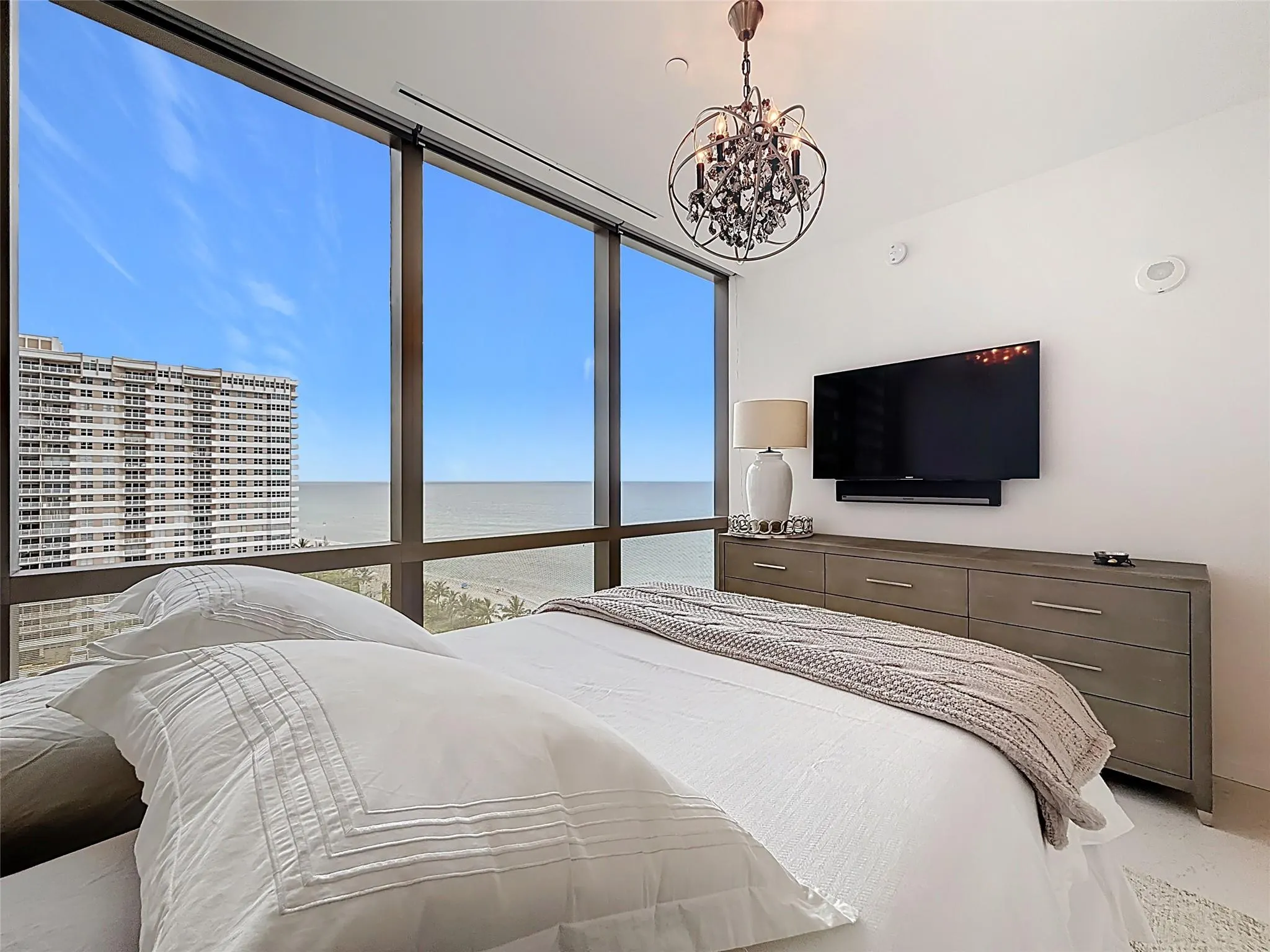 2000 S Ocean Dr, #12A