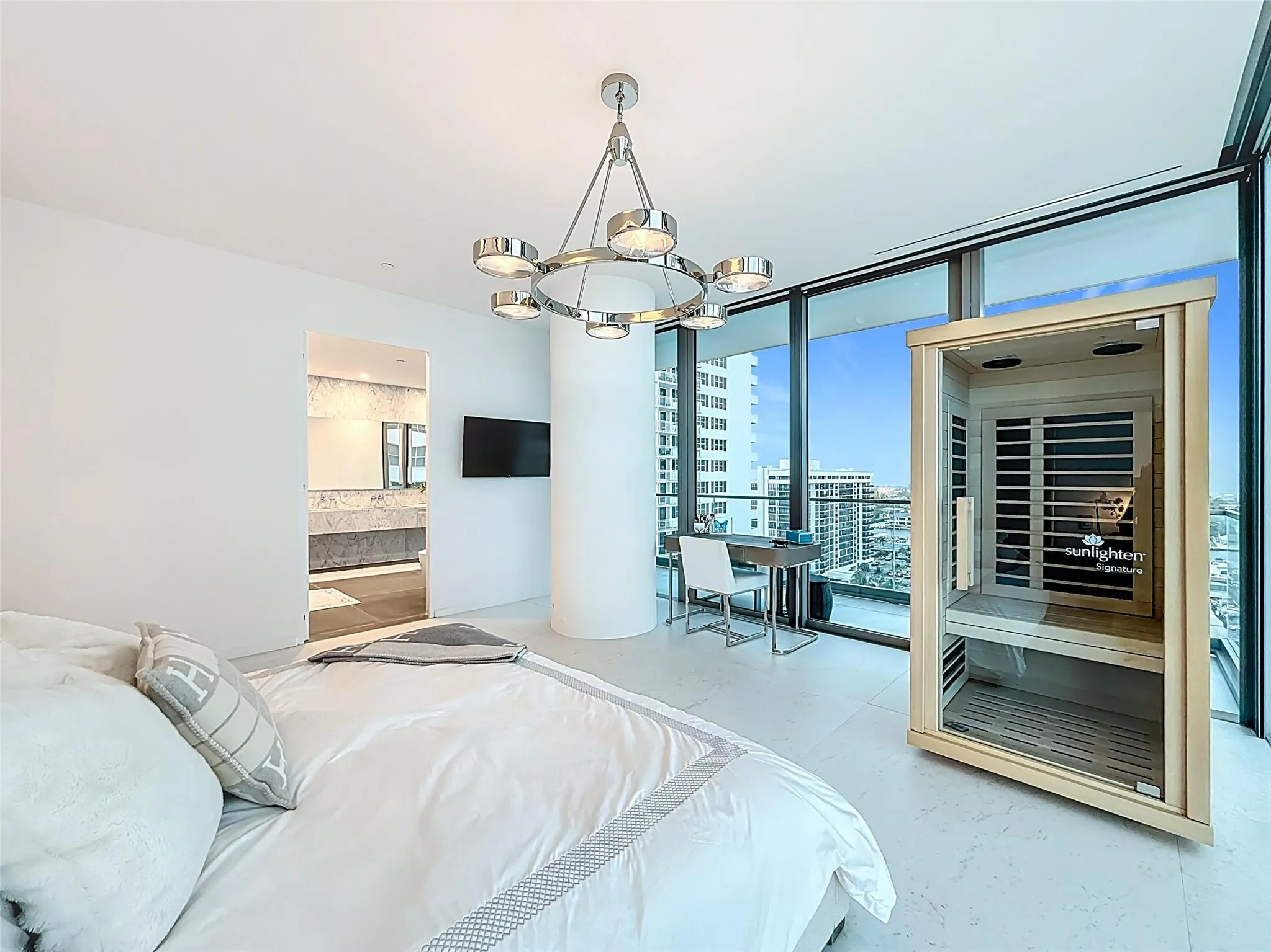 2000 S Ocean Dr, #12A