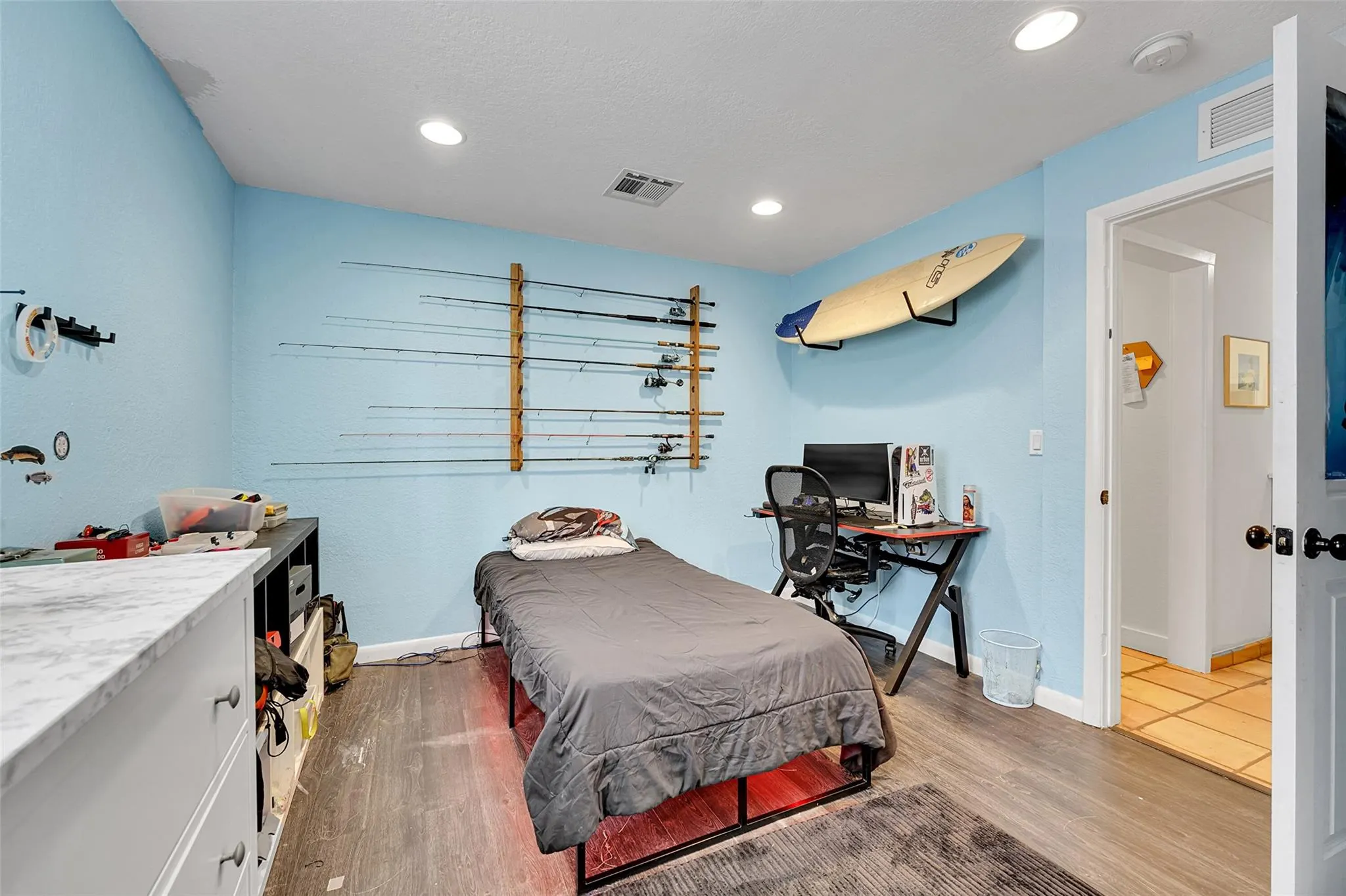 2739 Oak Tree Ln