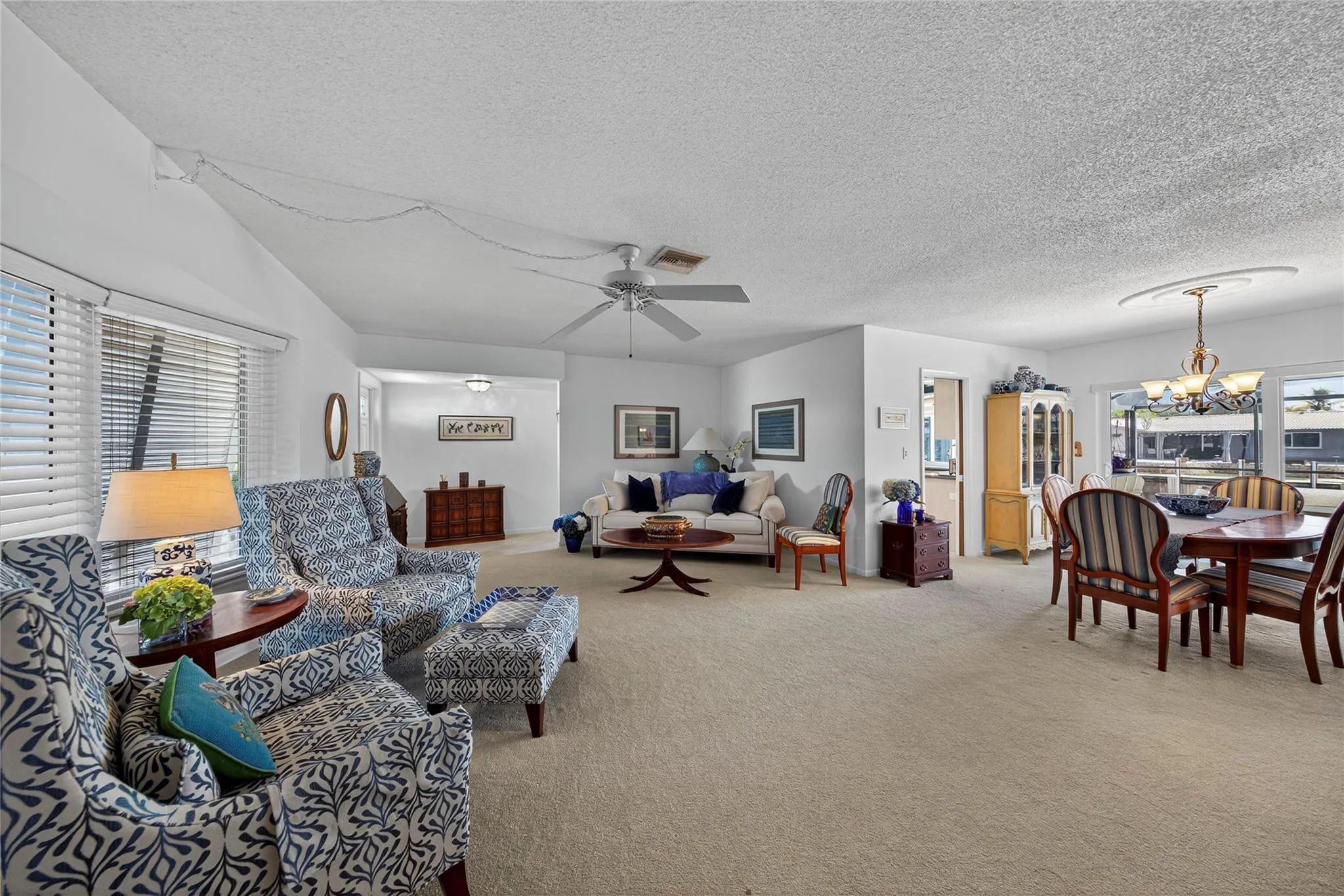 630 SE 6th Ave