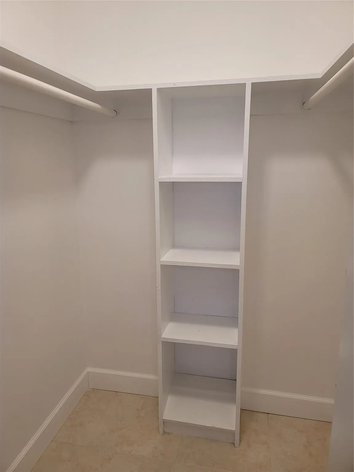 1439 S Ocean Blvd, #108