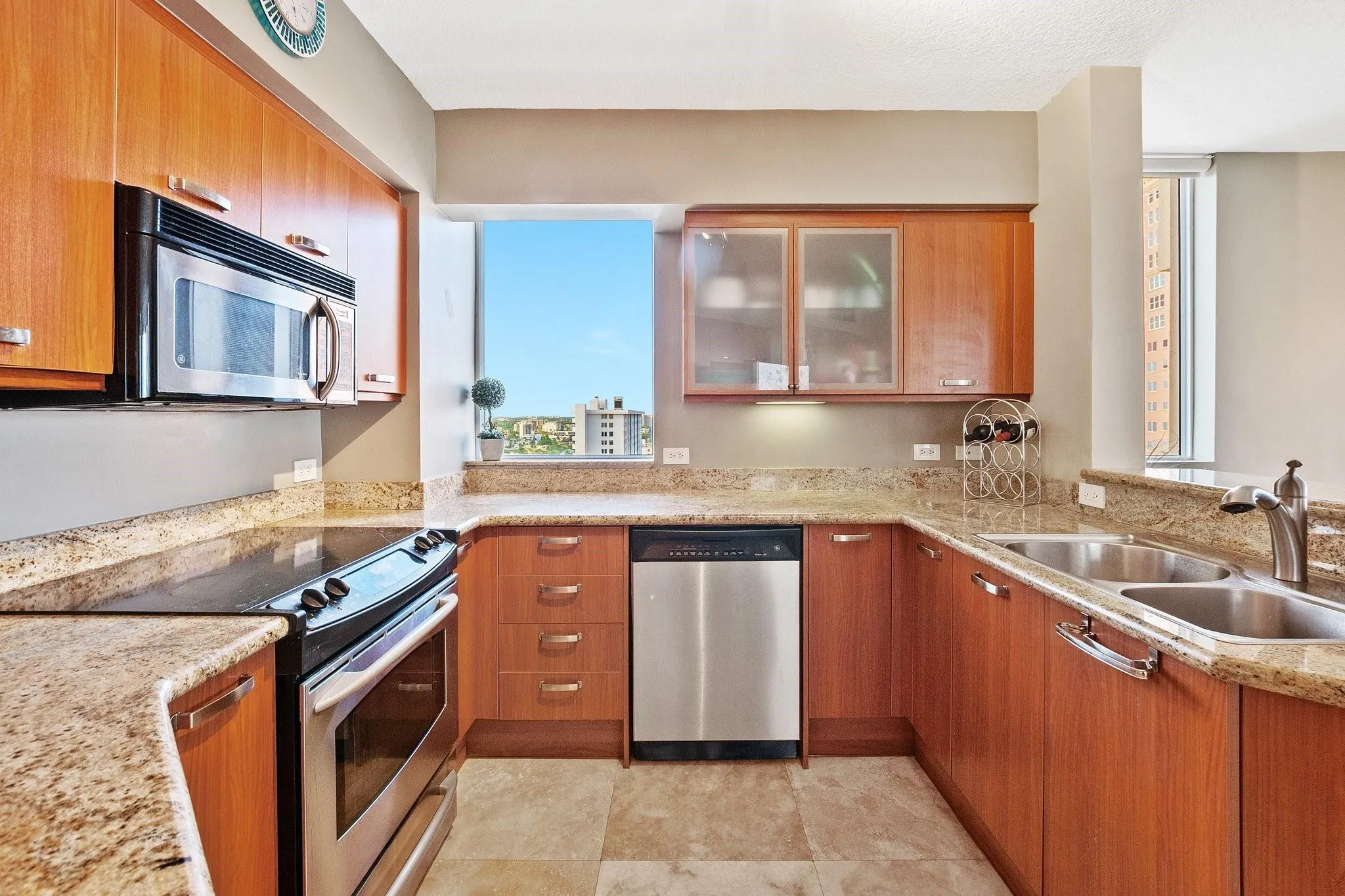2011 N Ocean Blvd, #1605