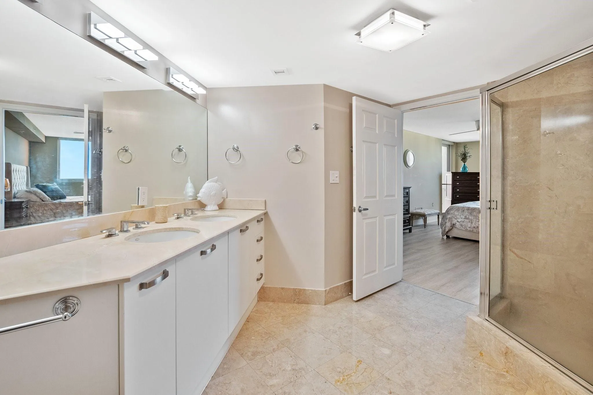 2011 N Ocean Blvd, #1605