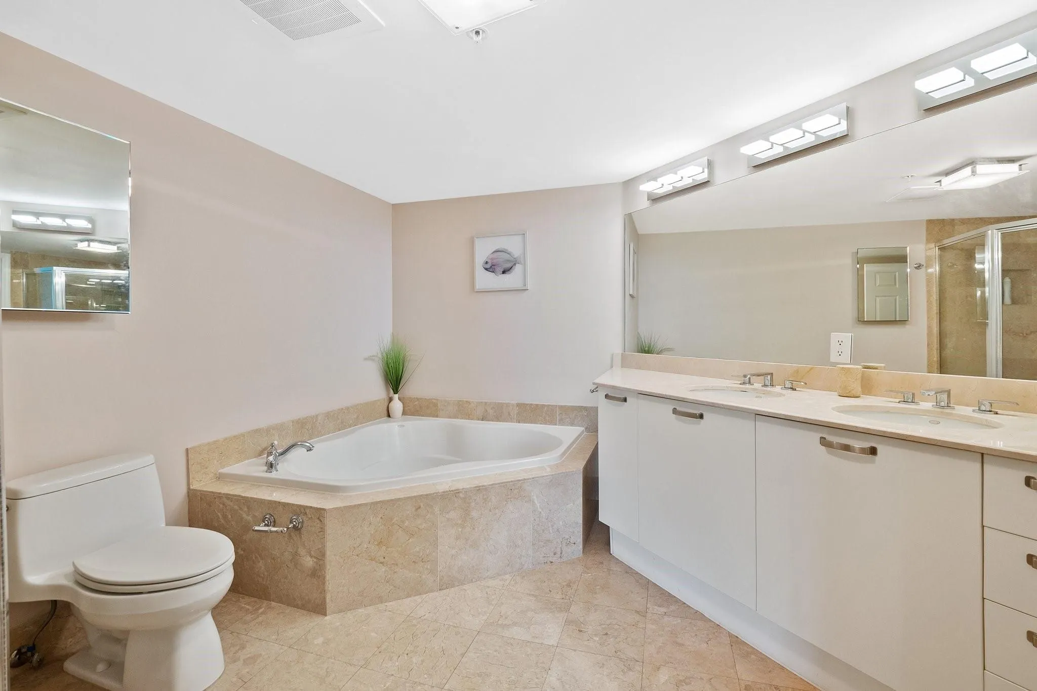 2011 N Ocean Blvd, #1605