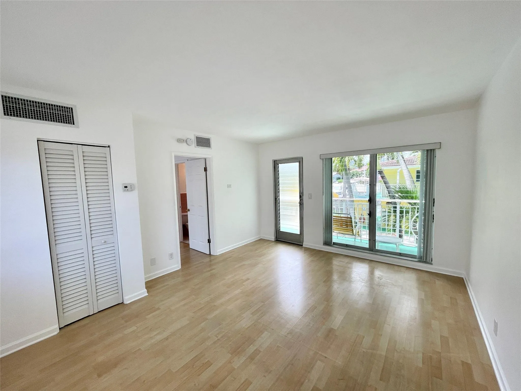 77 Hendricks Isle, #6