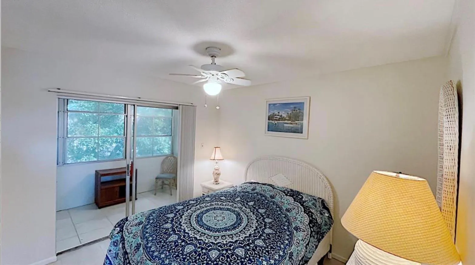 1200 Colonnades Dr, #208