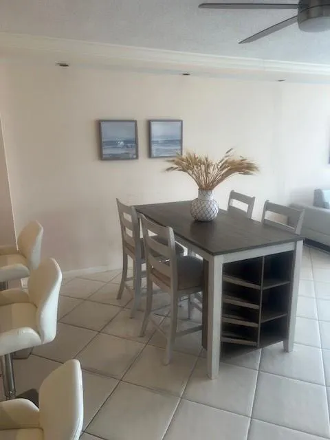 1160 N Federal Hwy, #1118