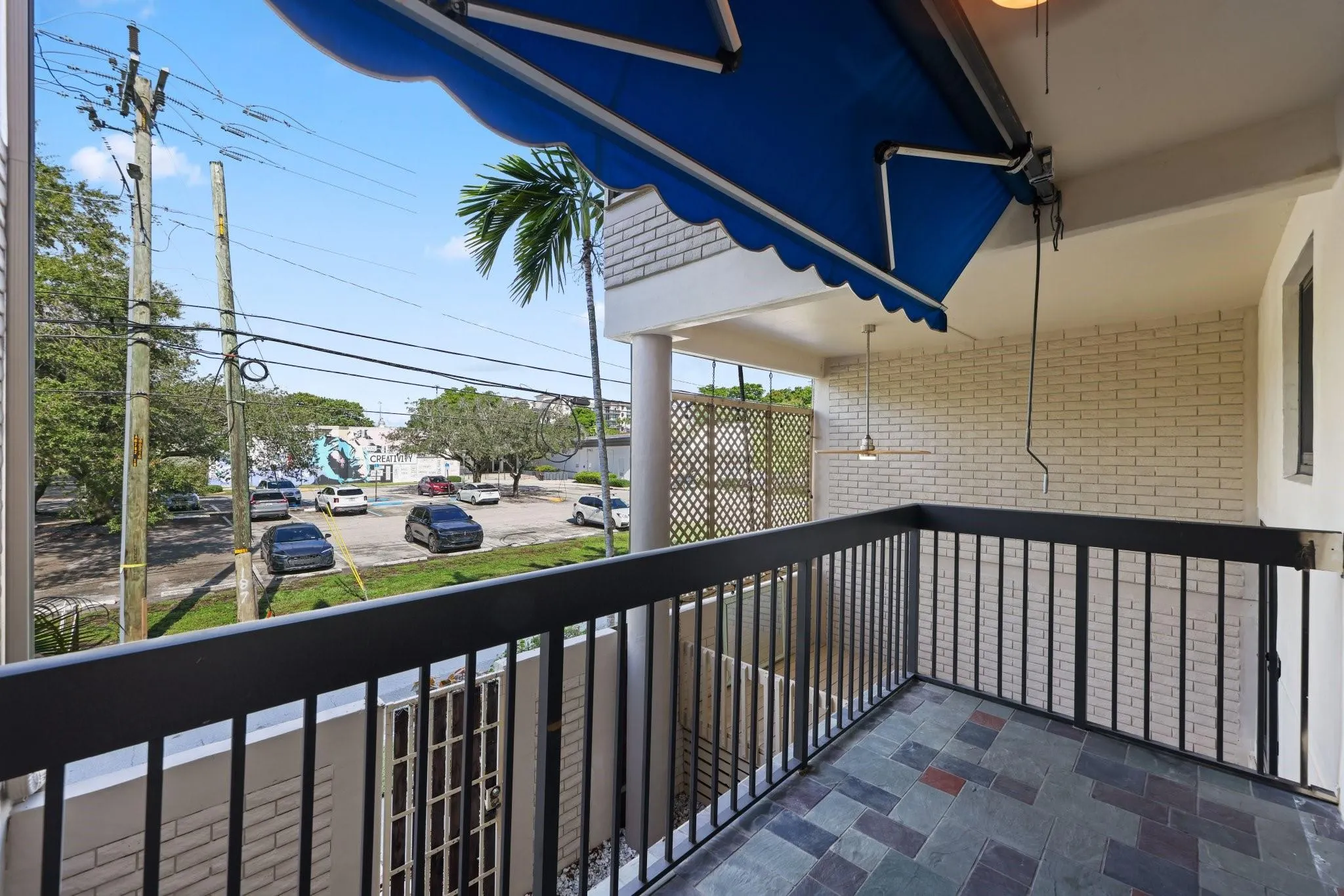 1401 NE 9 ST, #23
