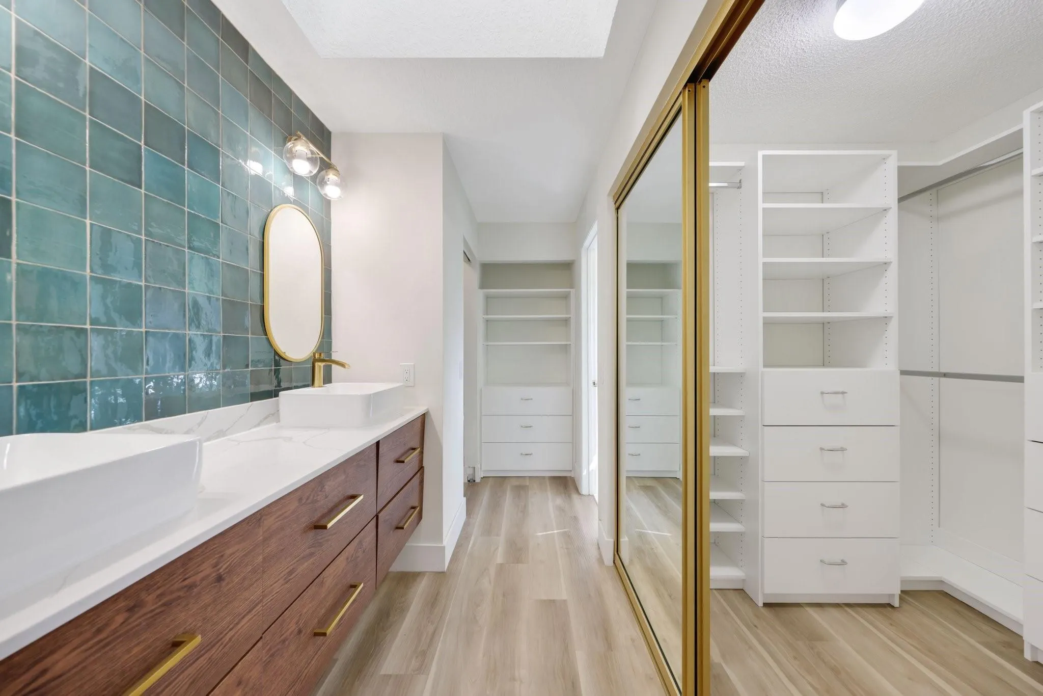 1401 NE 9 ST, #23
