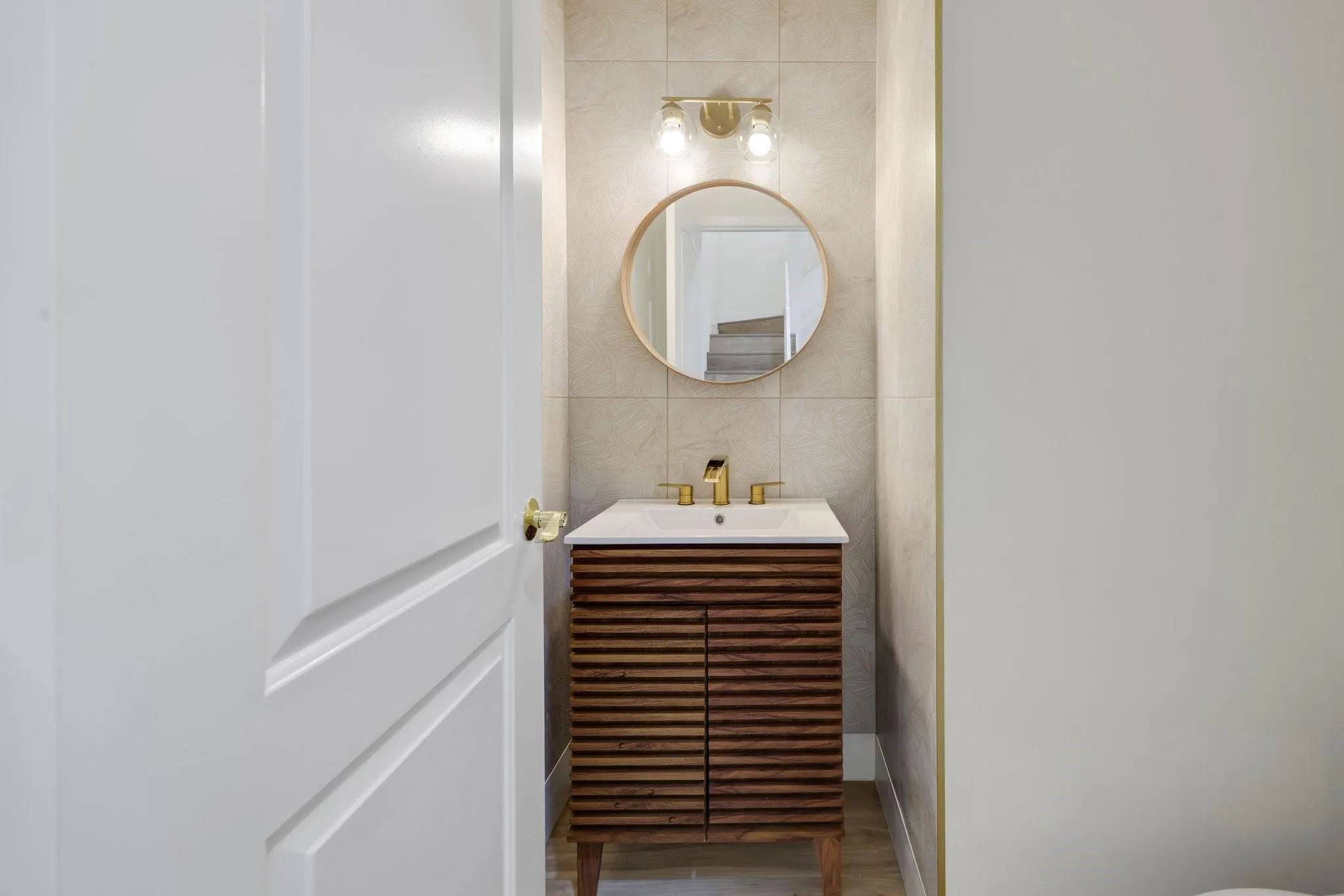 1401 NE 9 ST, #23