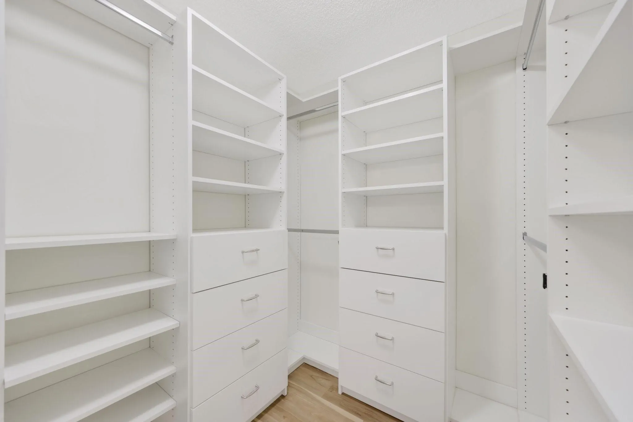 1401 NE 9 ST, #23
