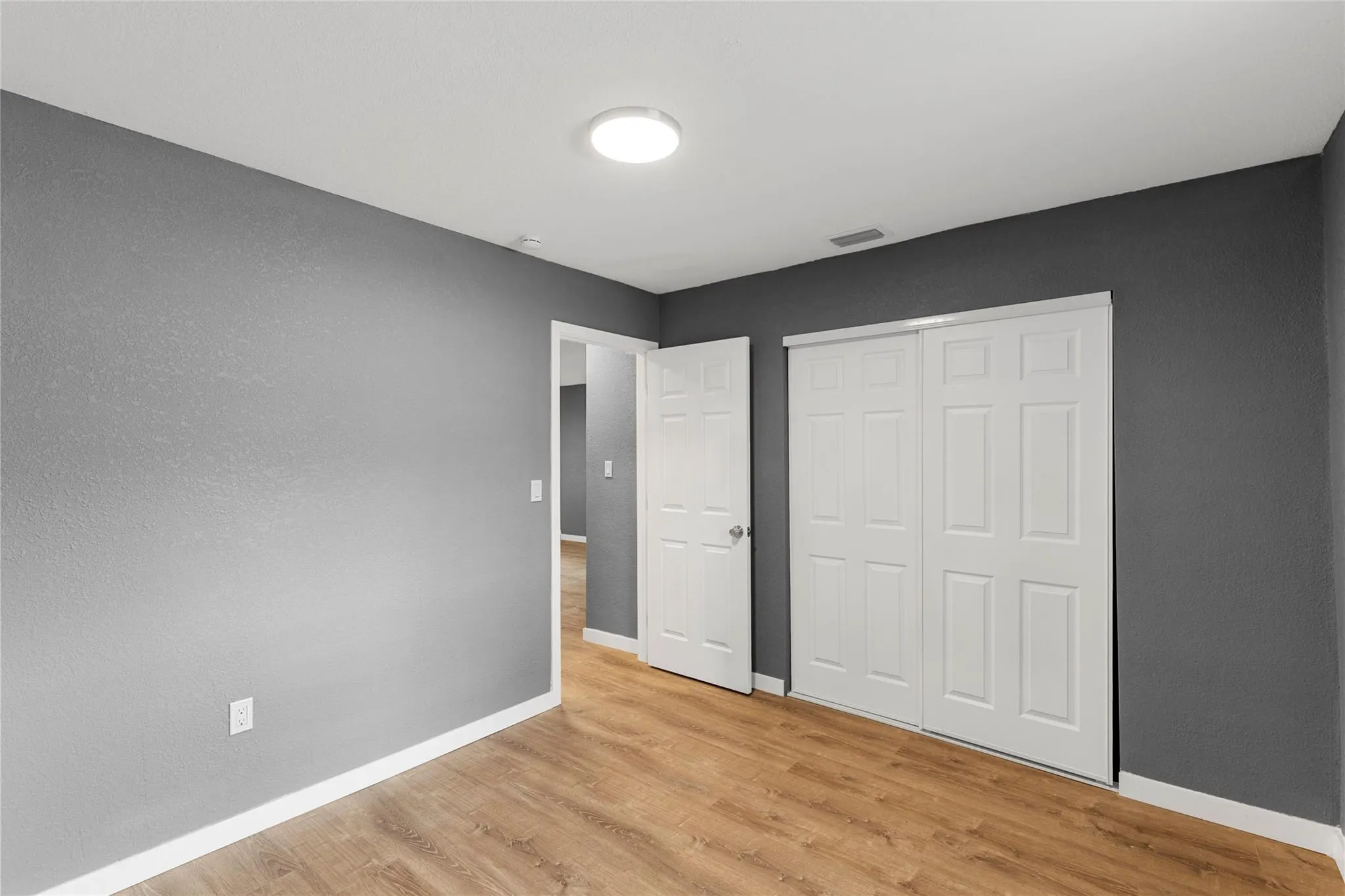 225 NW 12th Ct