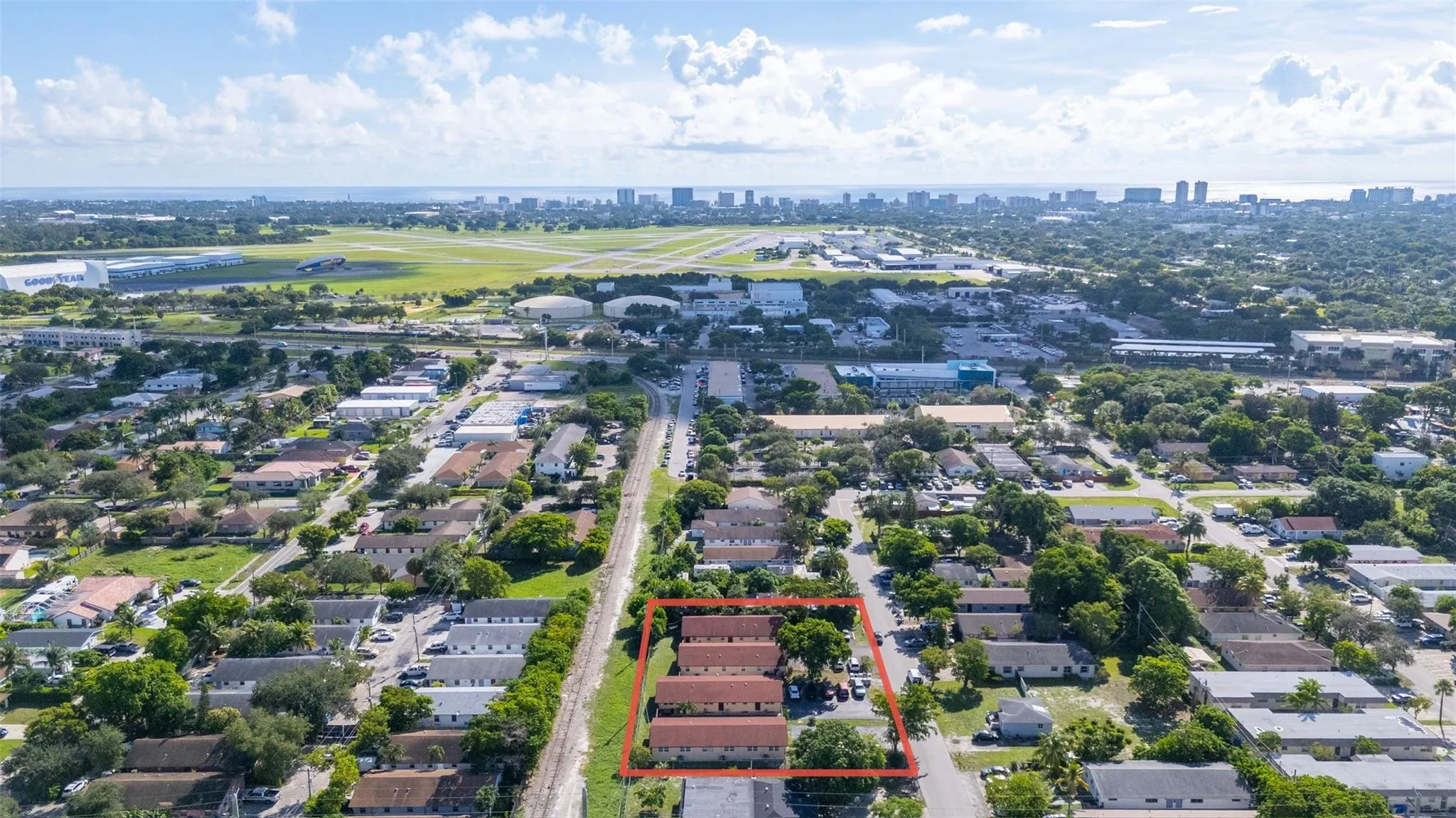225 NW 12th Ct