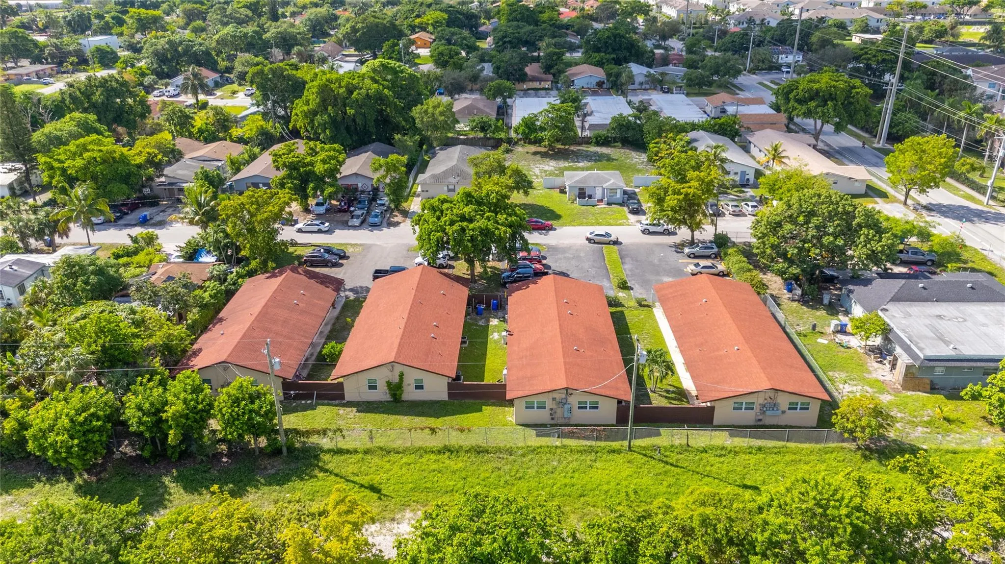 225 NW 12th Ct