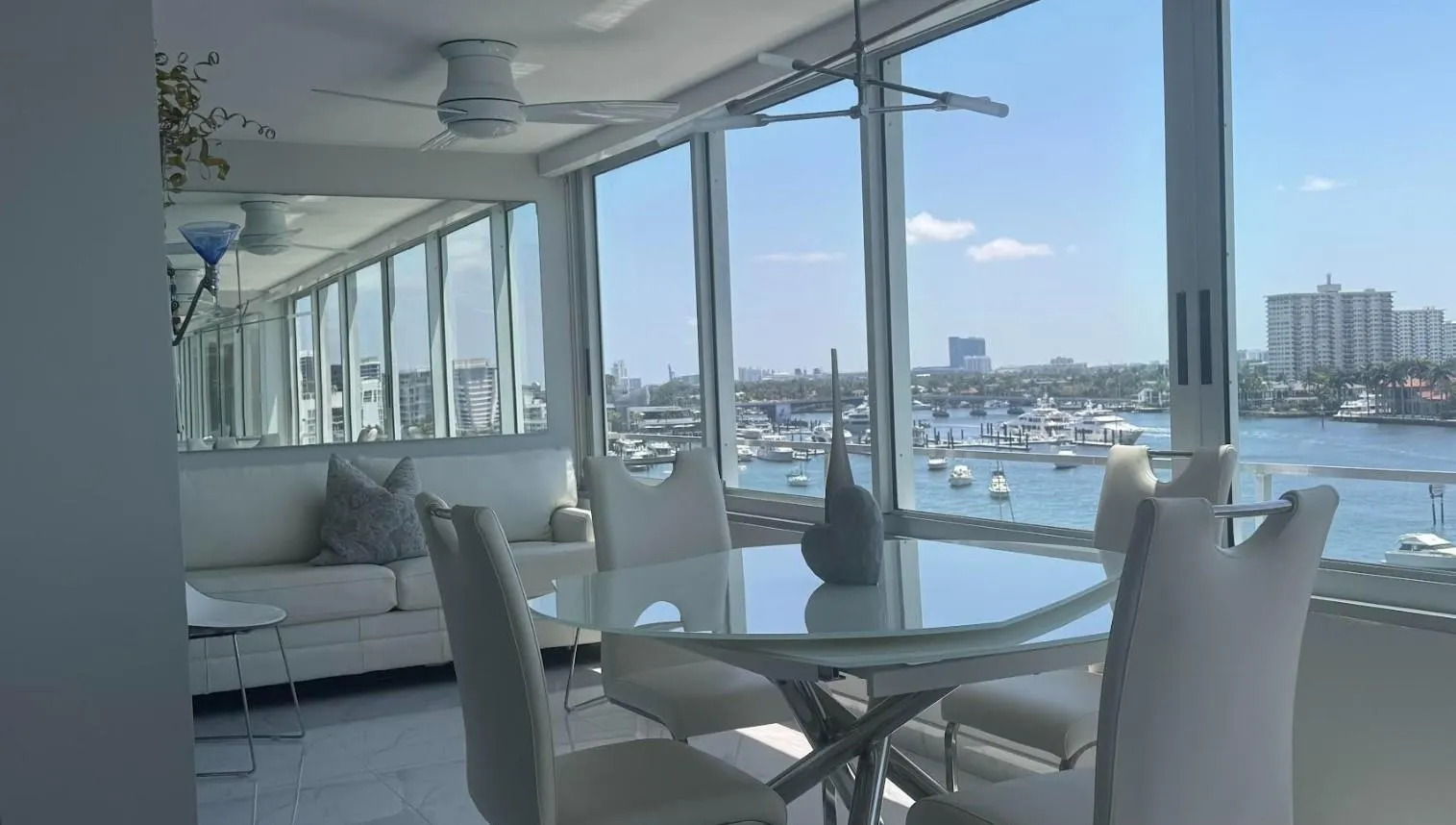 215 N Birch, #8C