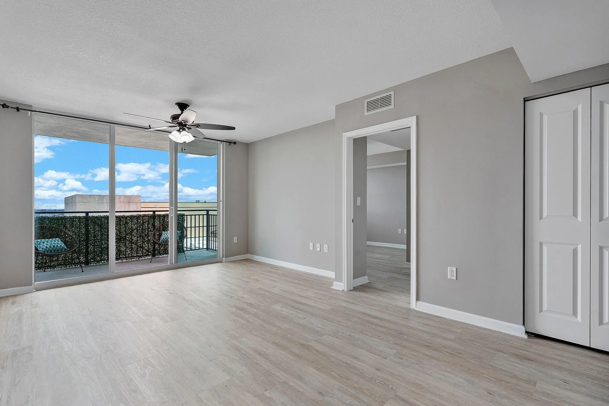 610 W Las Olas Blvd, #1014N