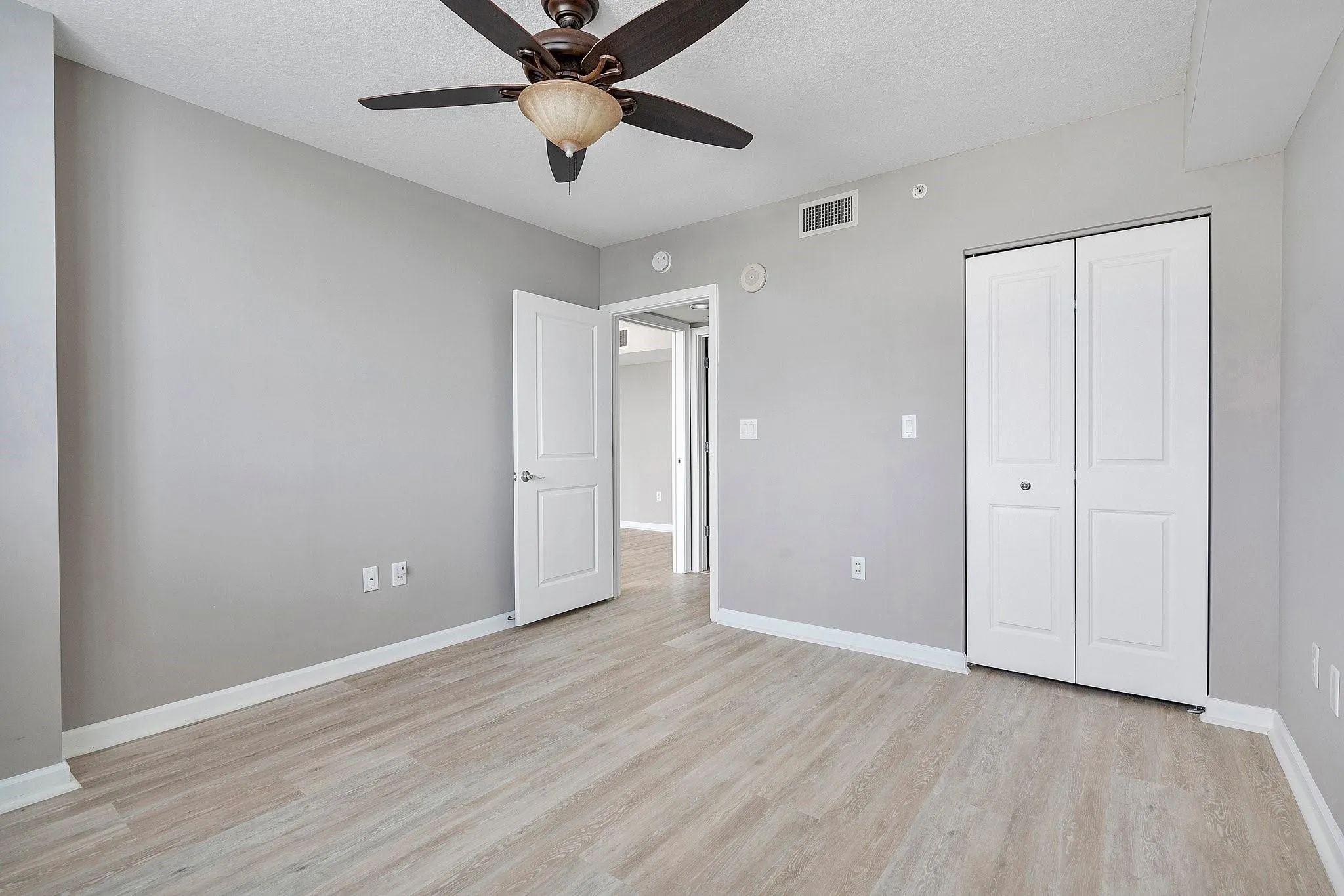 610 W Las Olas Blvd, #1014N