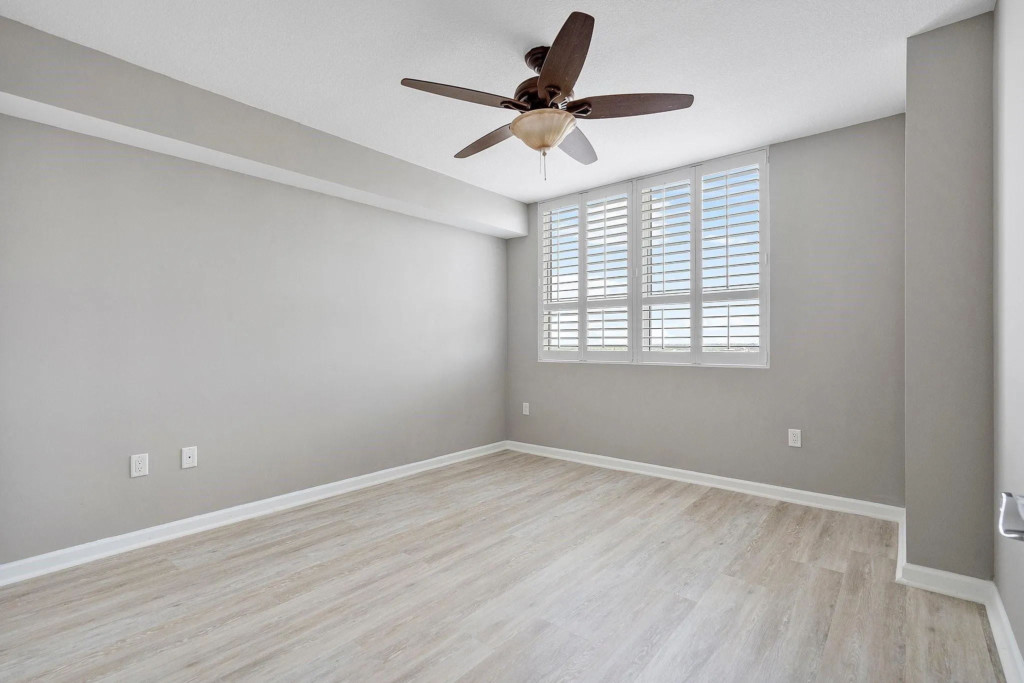 610 W Las Olas Blvd, #1014N