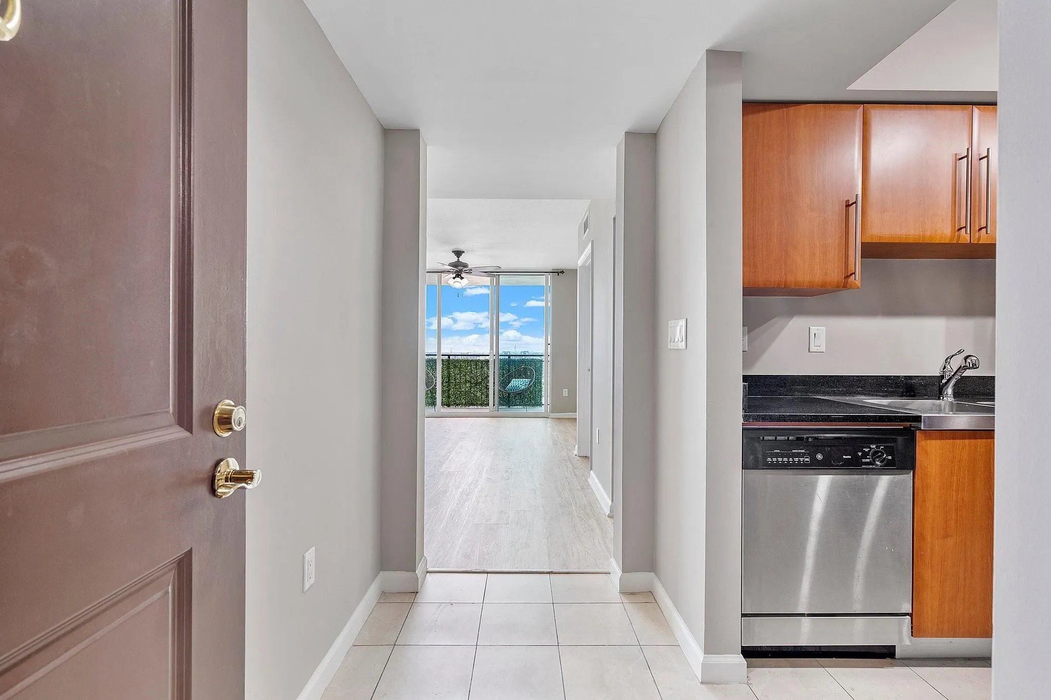 610 W Las Olas Blvd, #1014N