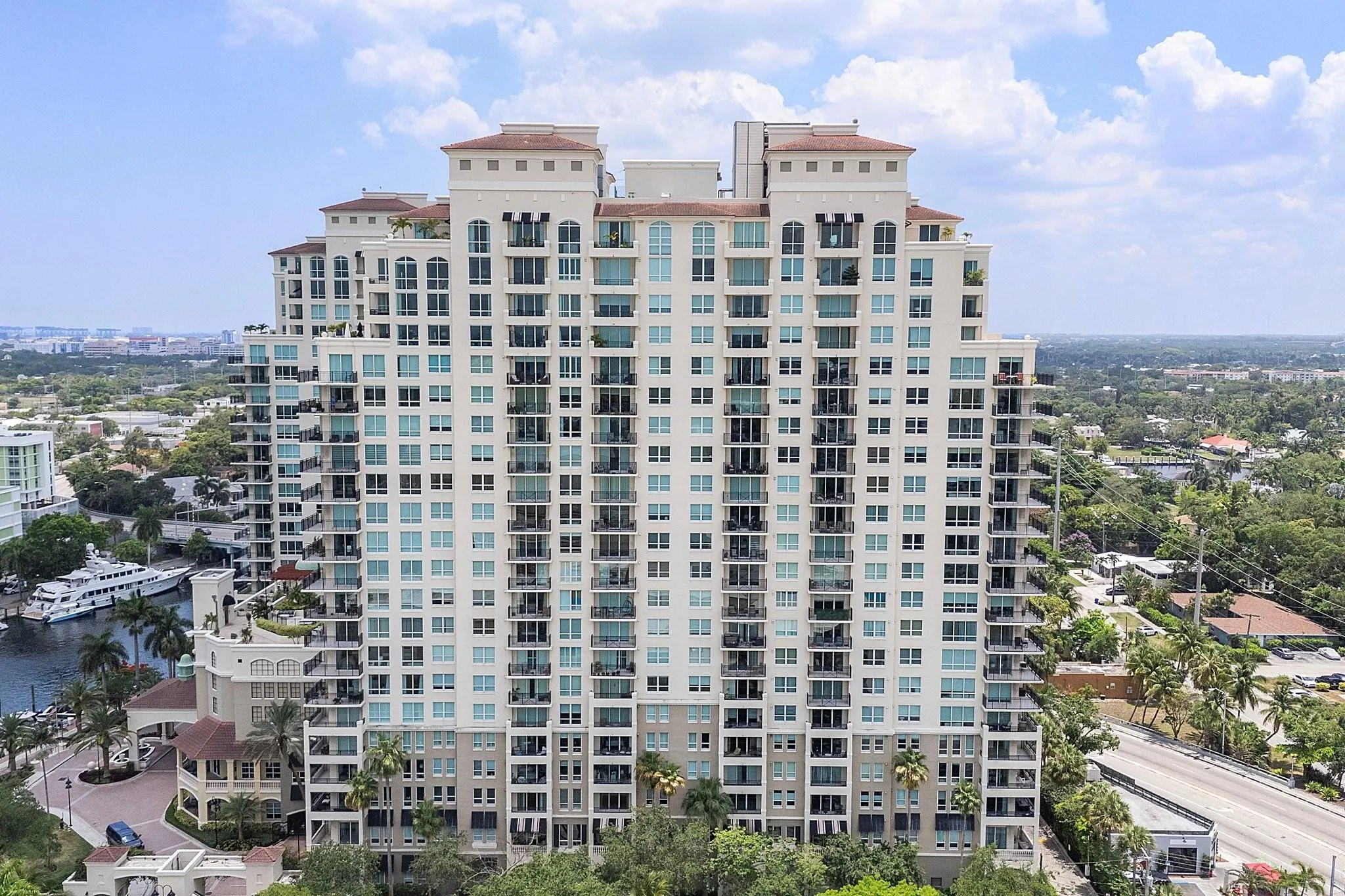 610 W Las Olas Blvd, #1014N