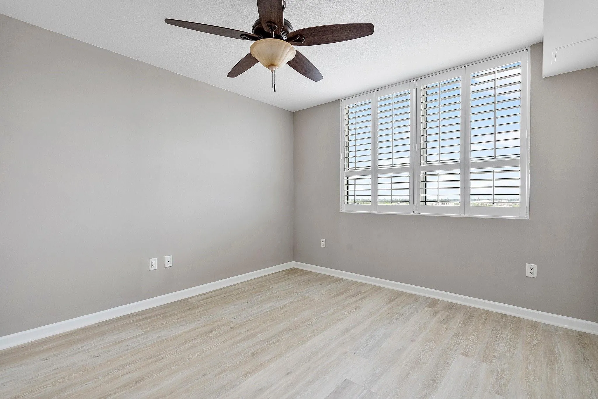 610 W Las Olas Blvd, #1014N