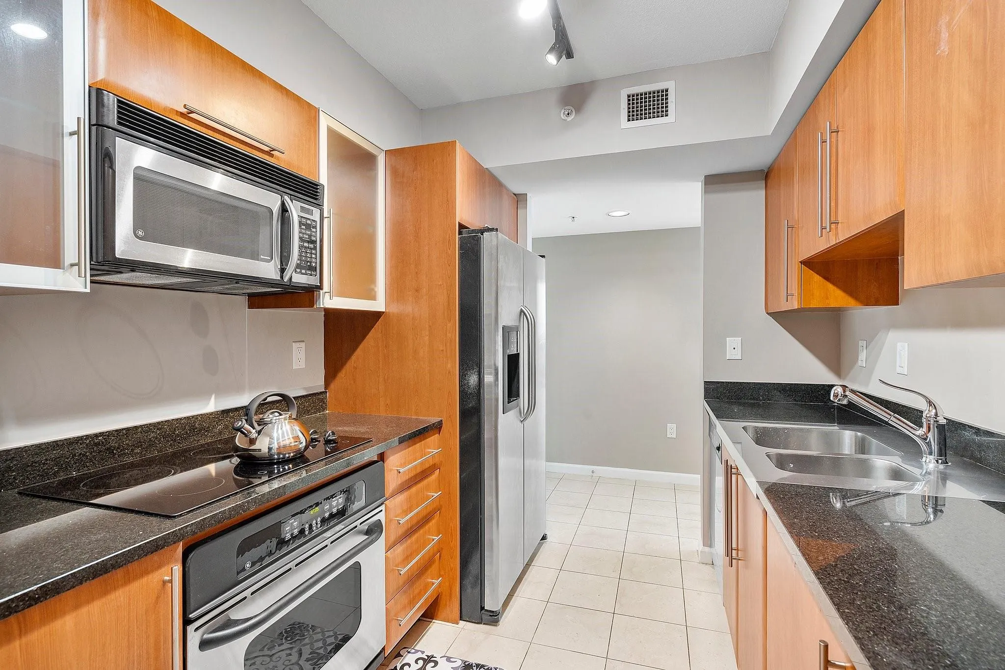 610 W Las Olas Blvd, #1014N