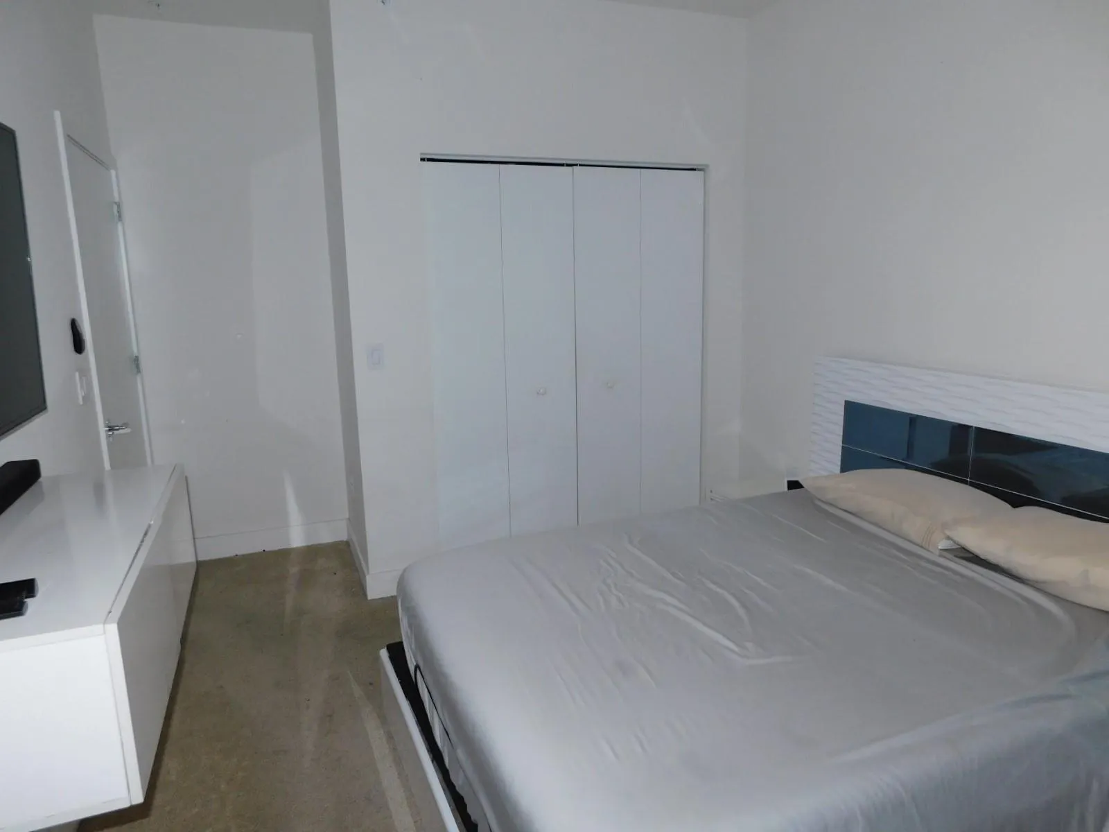 4381 NW 9th St, #4381