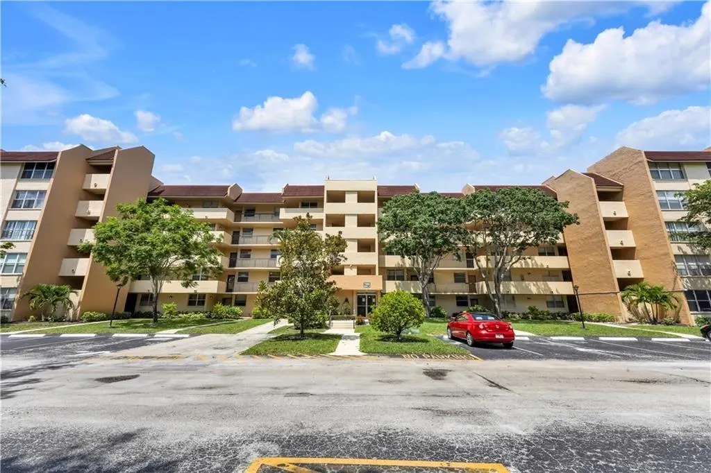 7080 Environ BLVD, #522