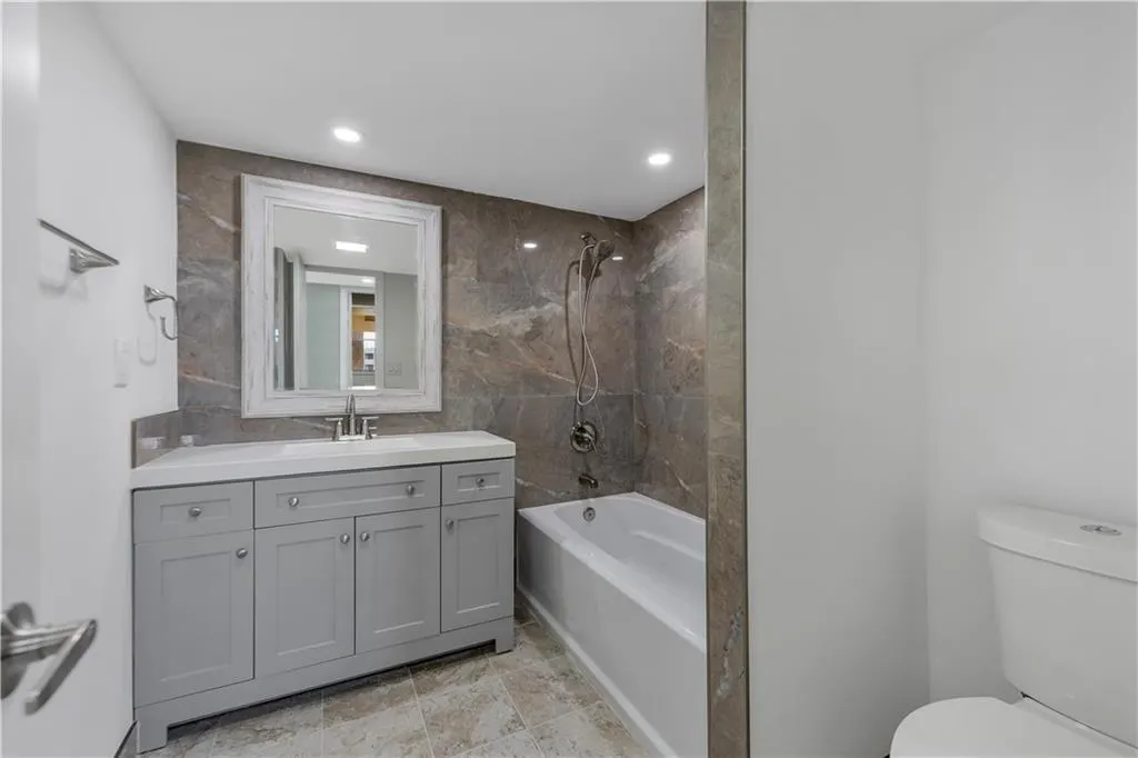 7080 Environ BLVD, #522