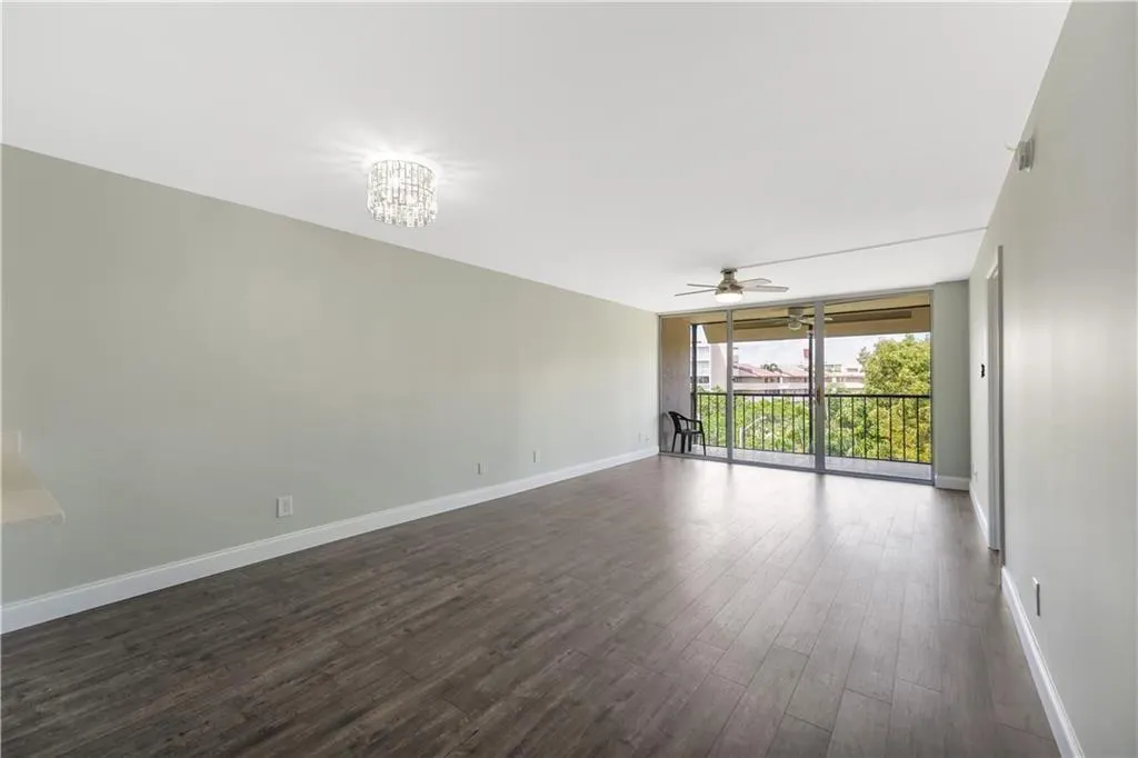 7080 Environ BLVD, #522