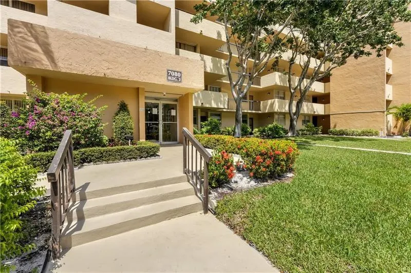 7080 Environ BLVD, #522