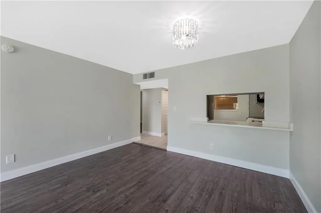 7080 Environ BLVD, #522