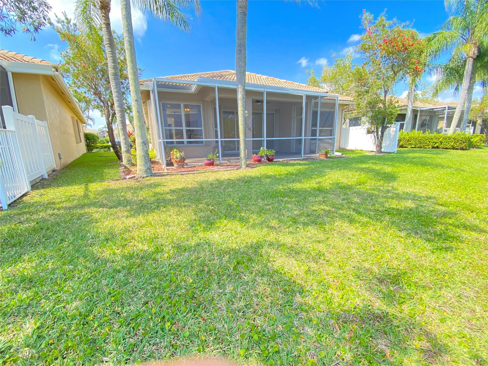 8627 San Andros